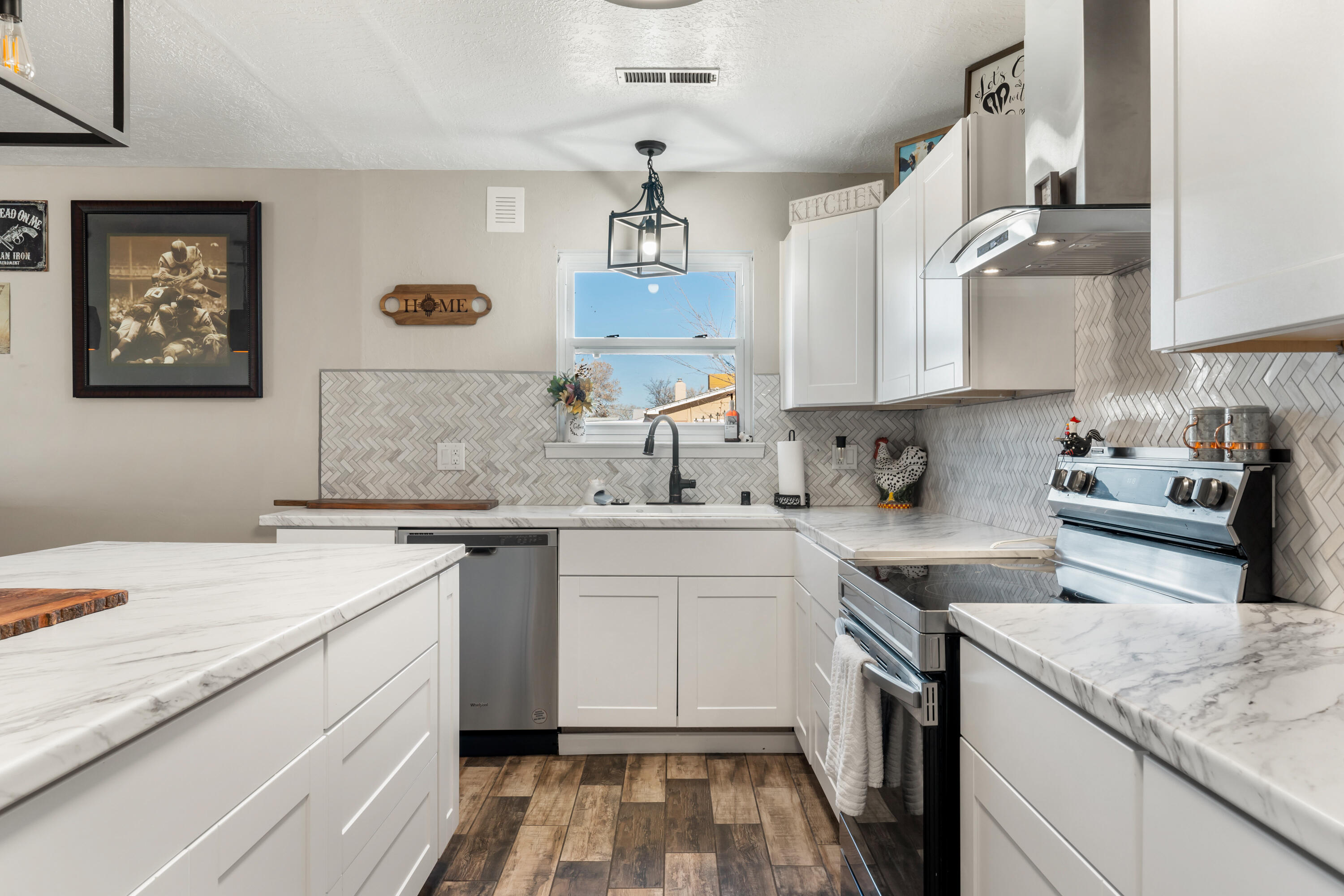 1195 Calle Del Oro