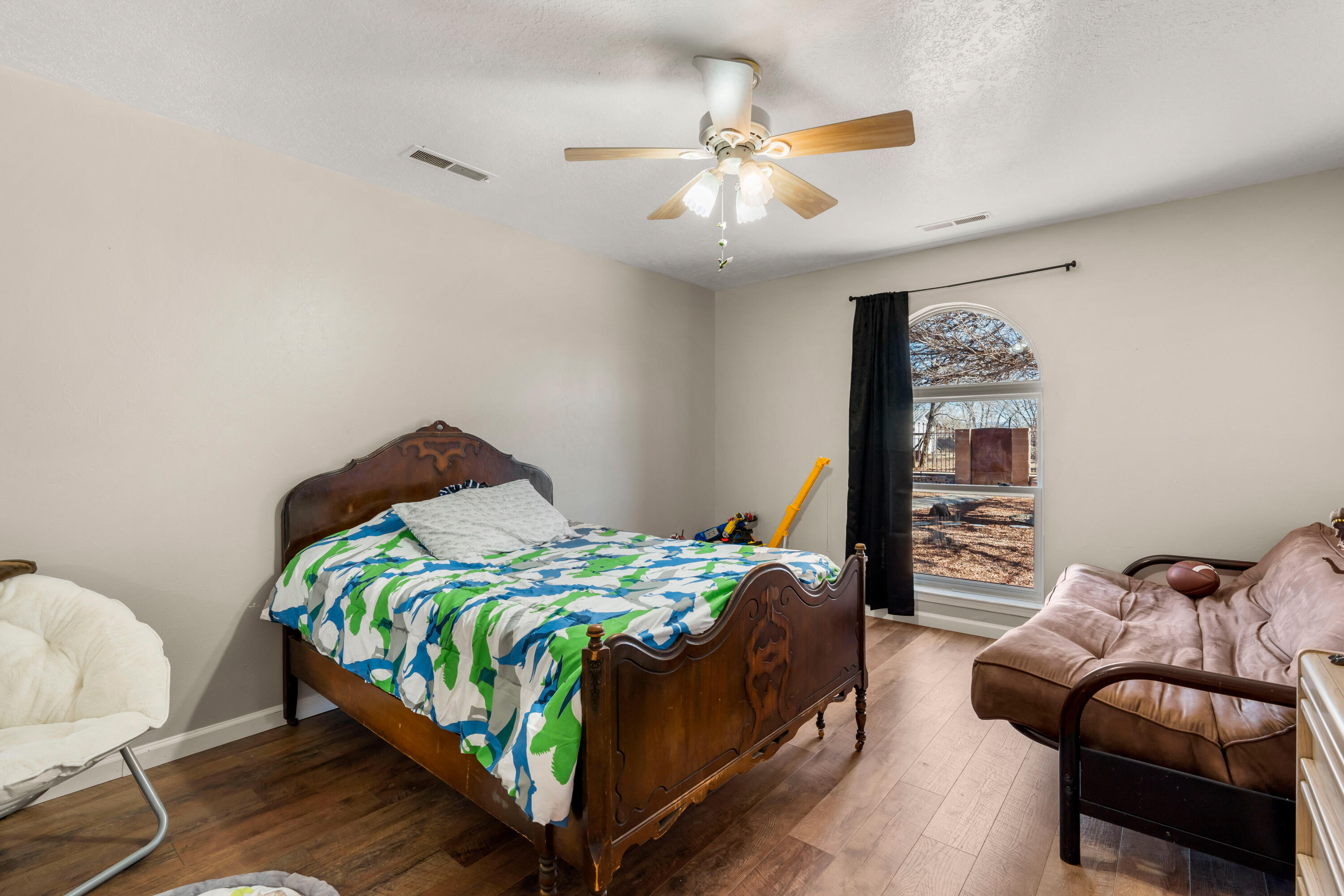 1195 Calle Del Oro