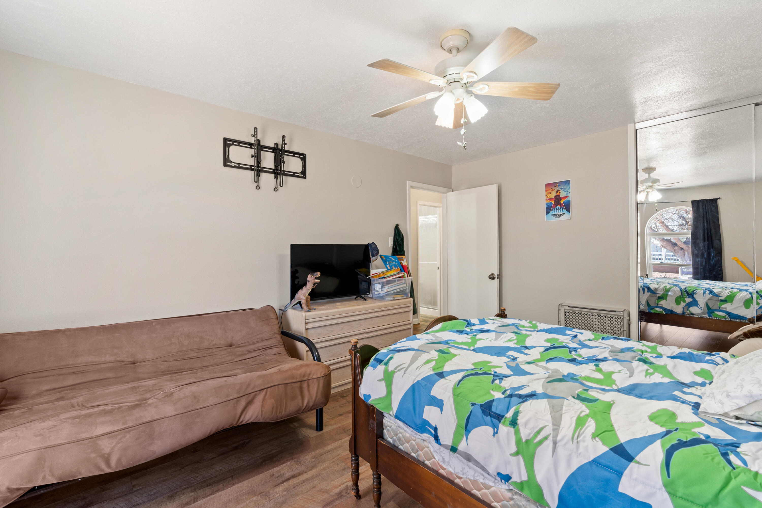 1195 Calle Del Oro