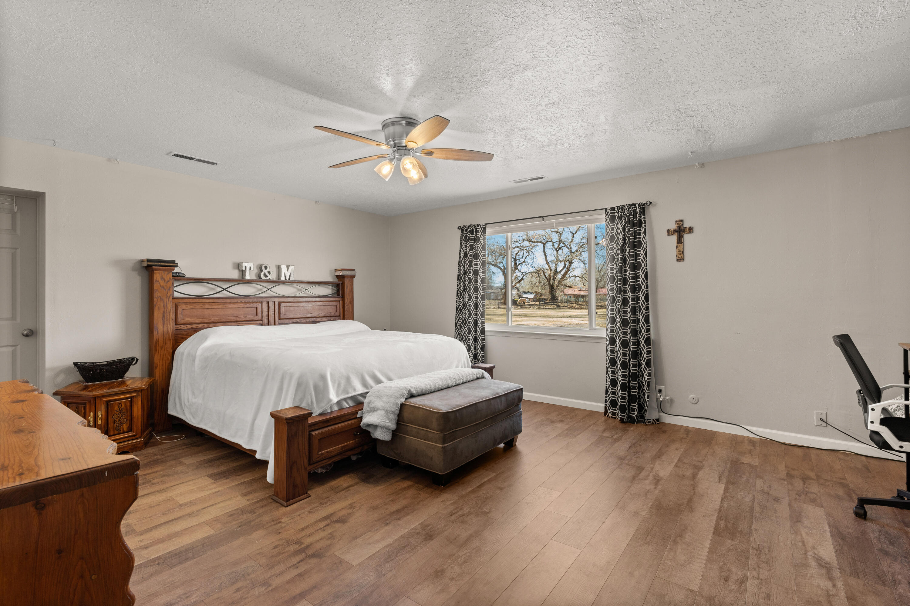 1195 Calle Del Oro