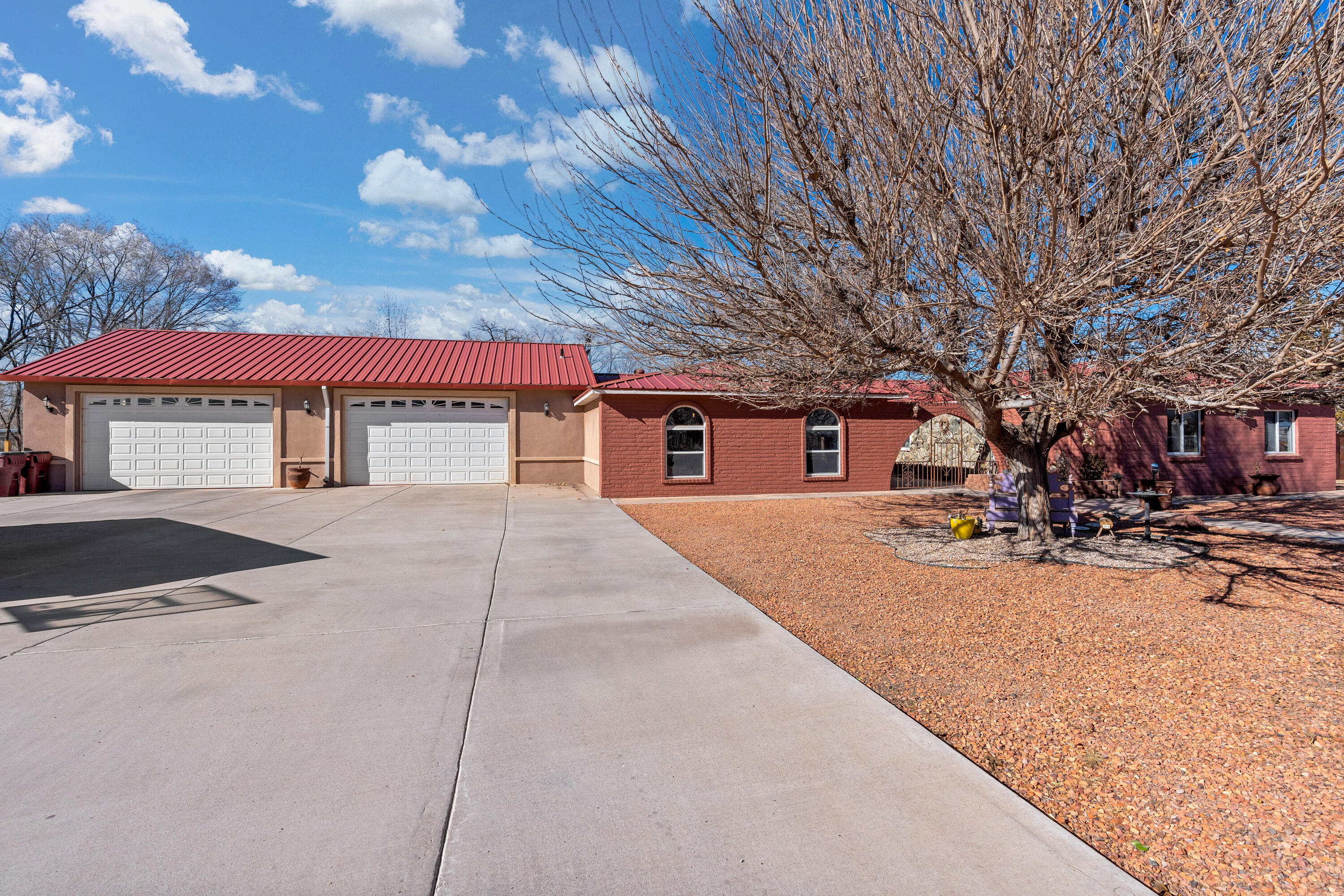 1195 Calle Del Oro