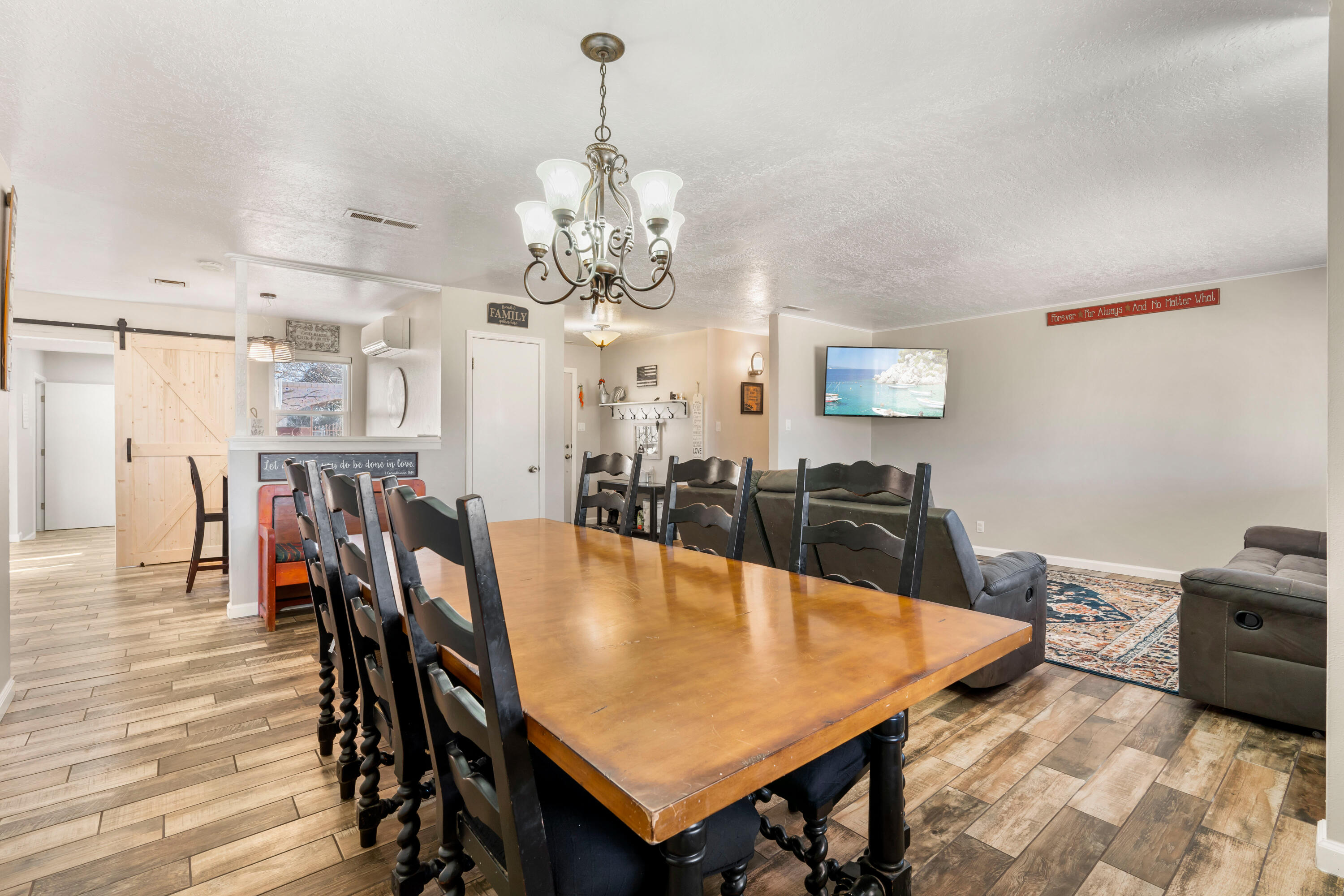 1195 Calle Del Oro