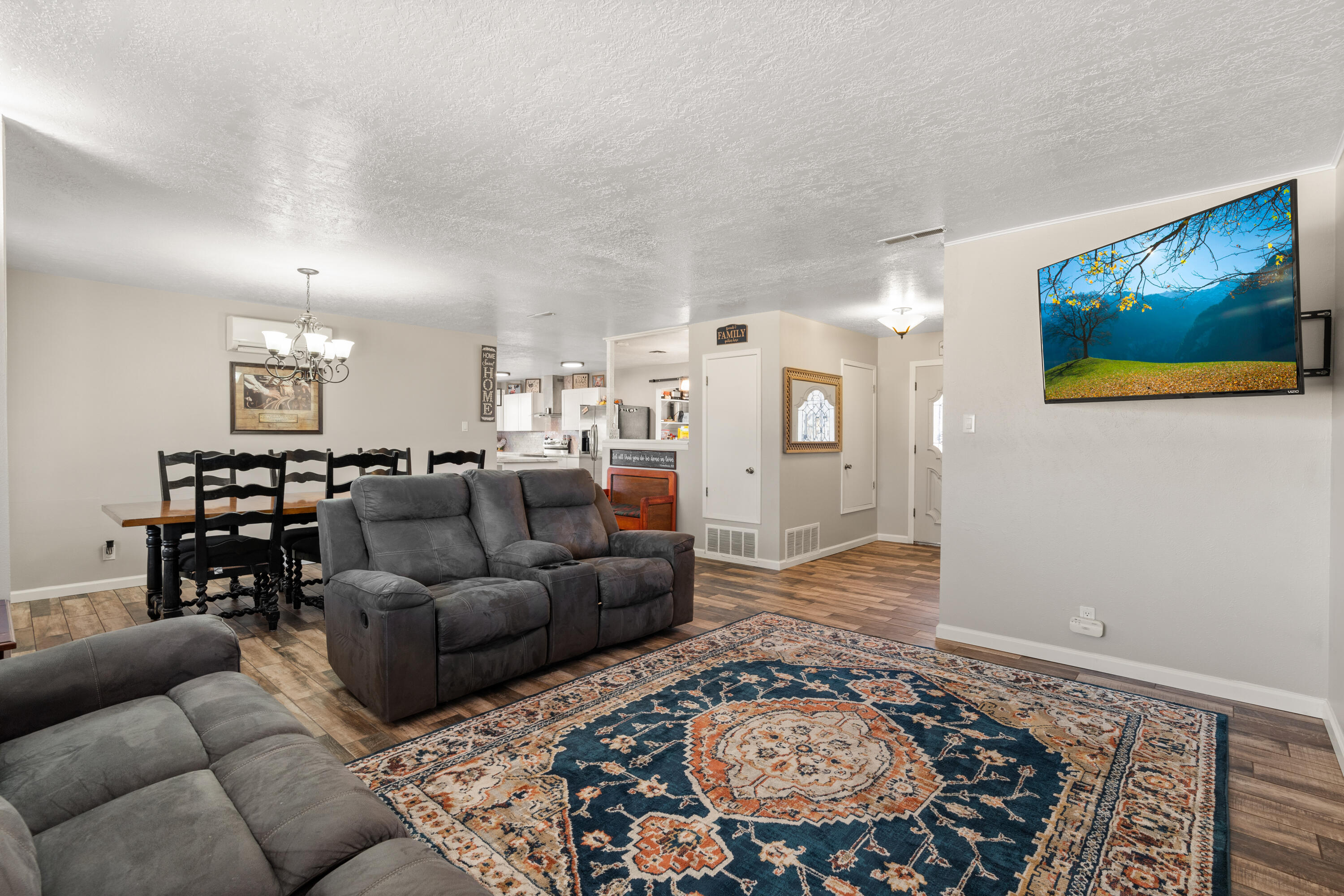 1195 Calle Del Oro