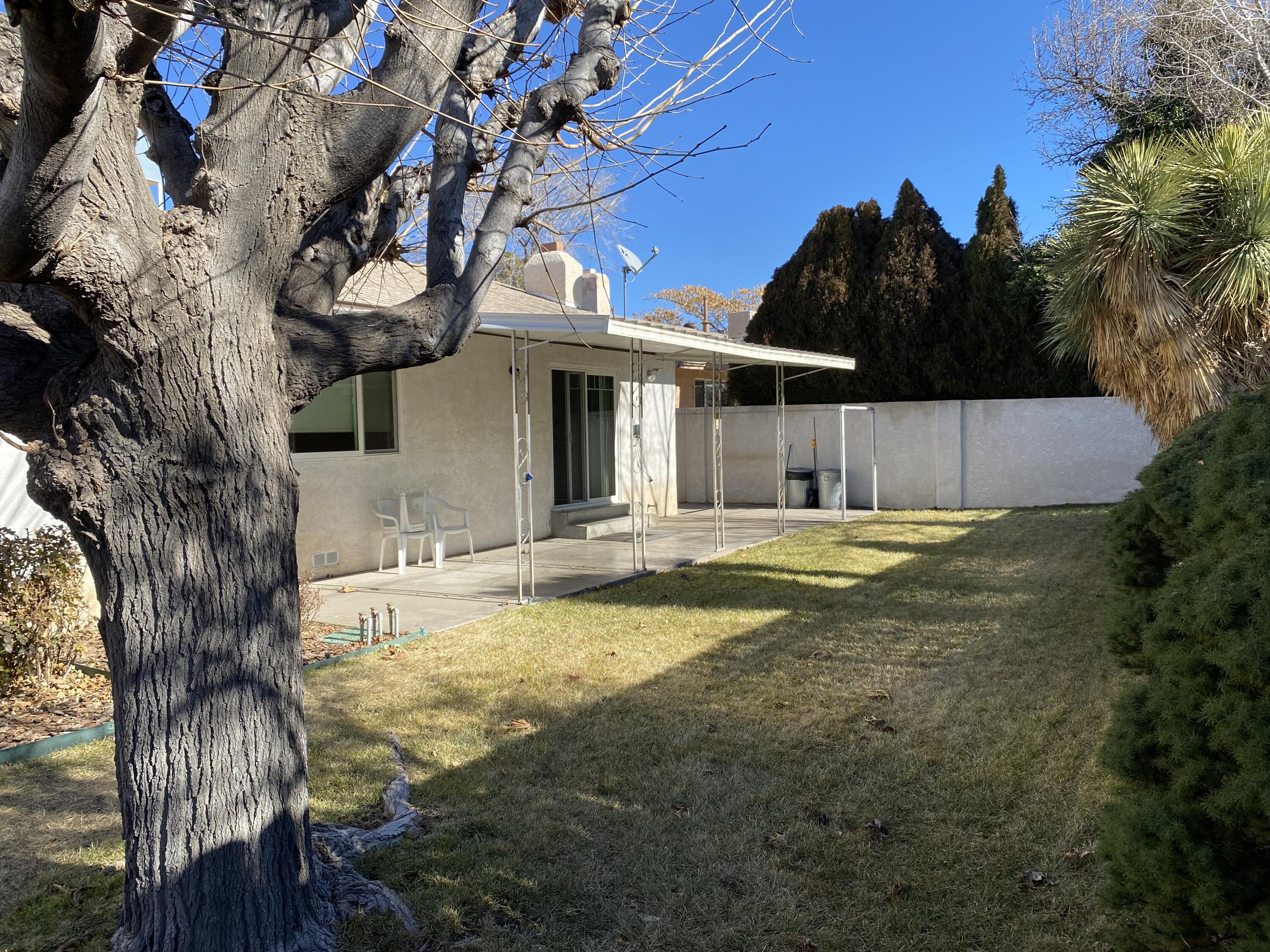 9318 LAGRIMA DE ORO Road NE