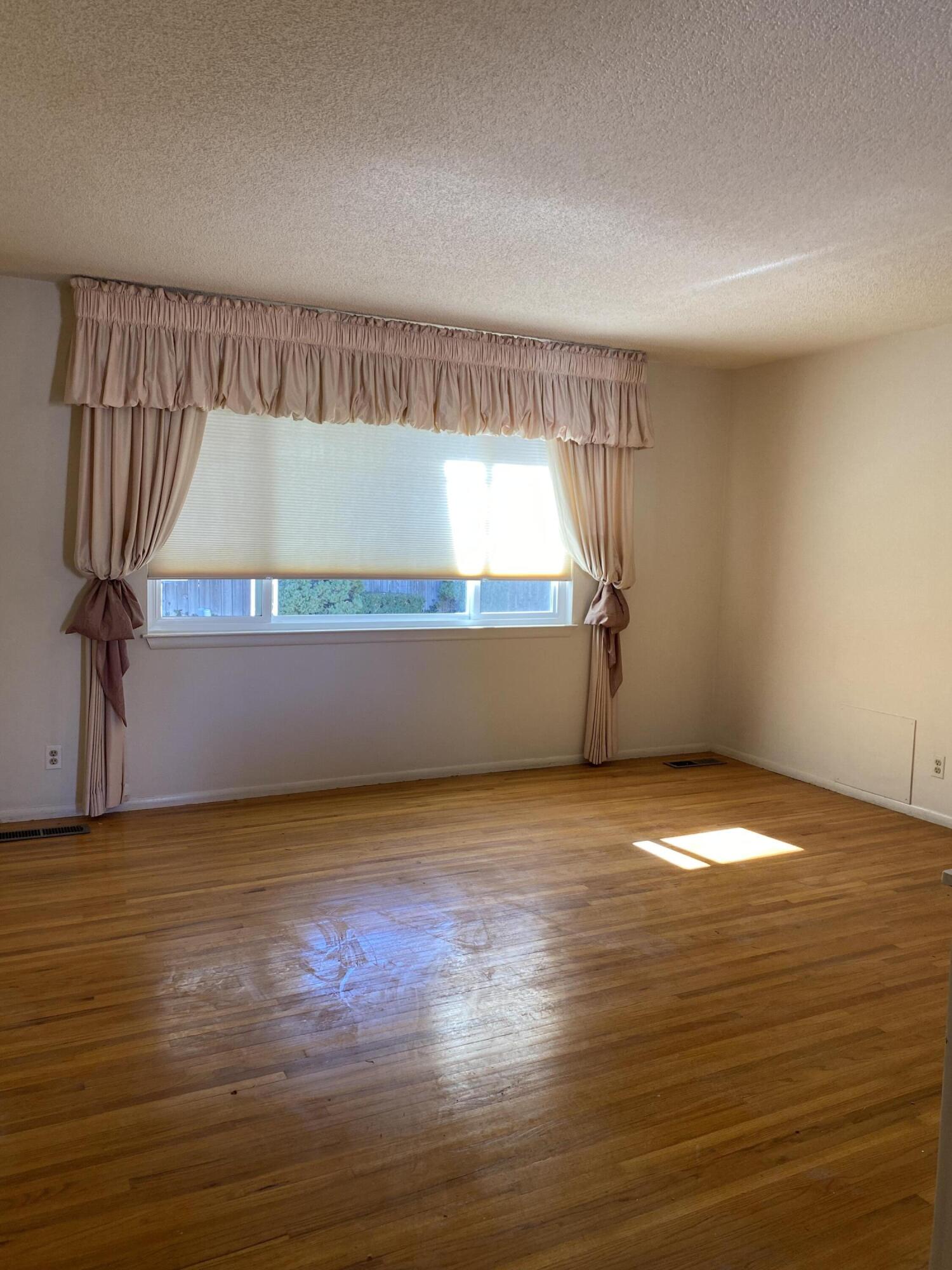9318 LAGRIMA DE ORO Road NE
