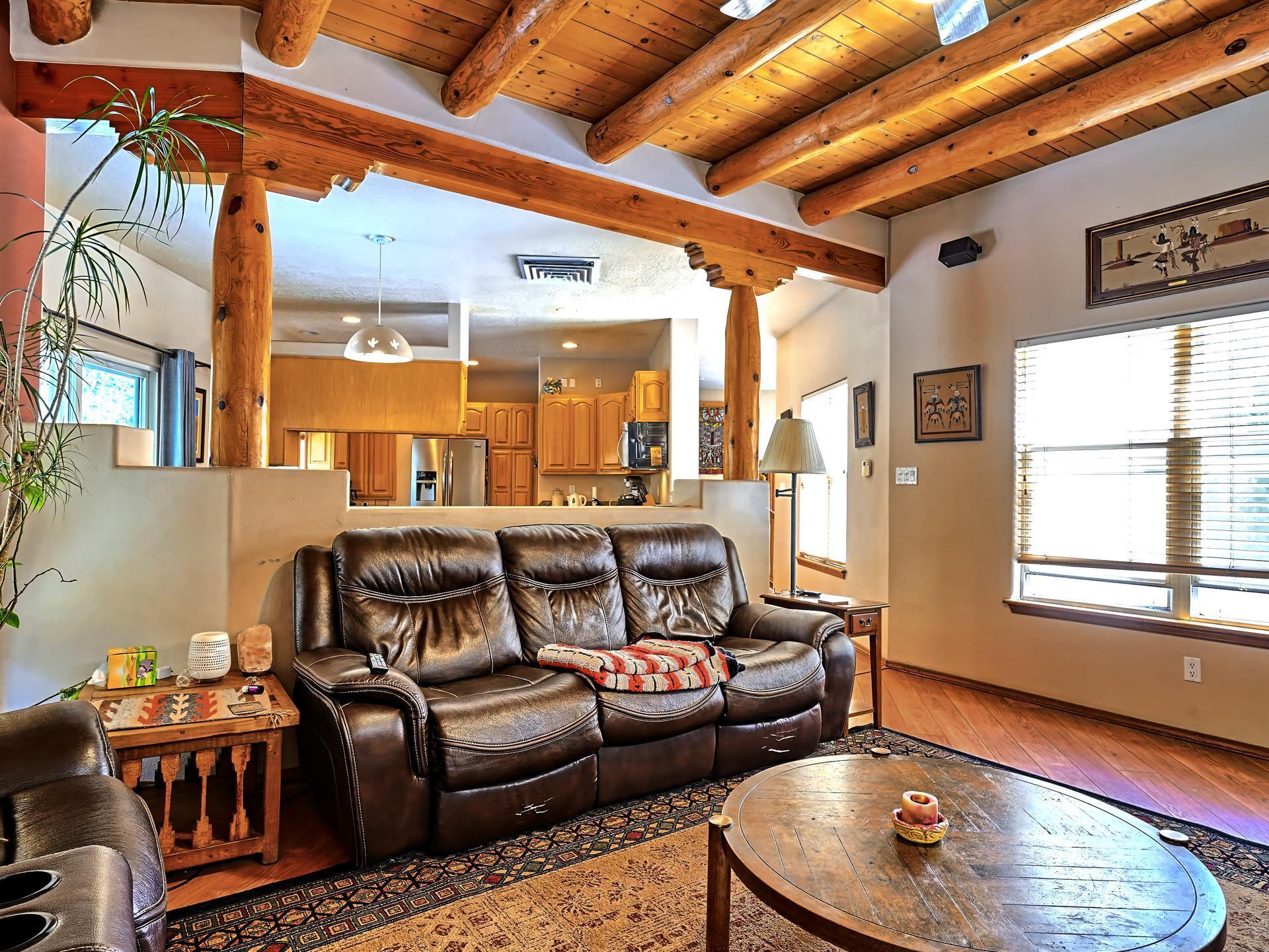 33 RAMBLE WOOD Boulevard