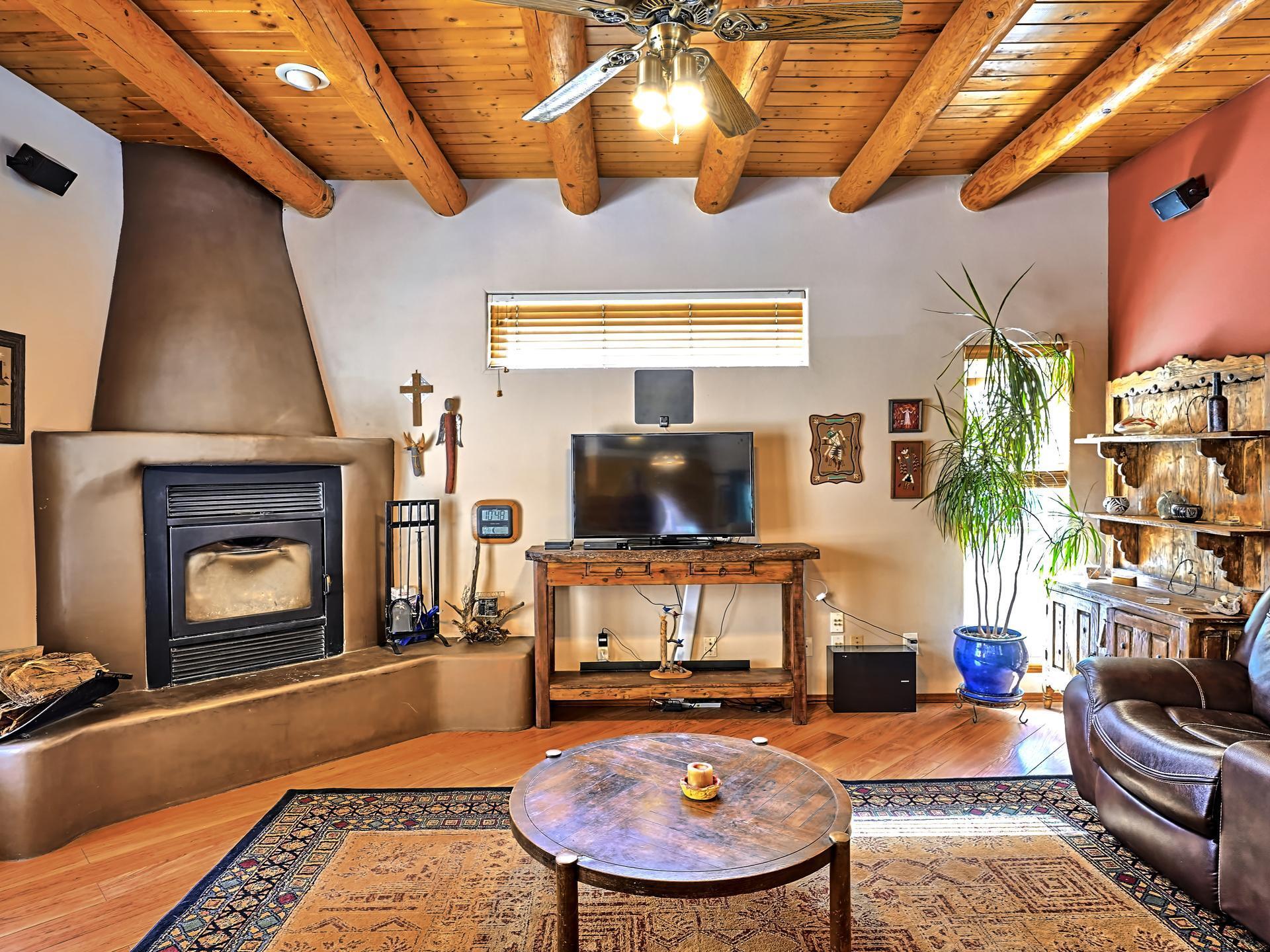 33 RAMBLE WOOD Boulevard