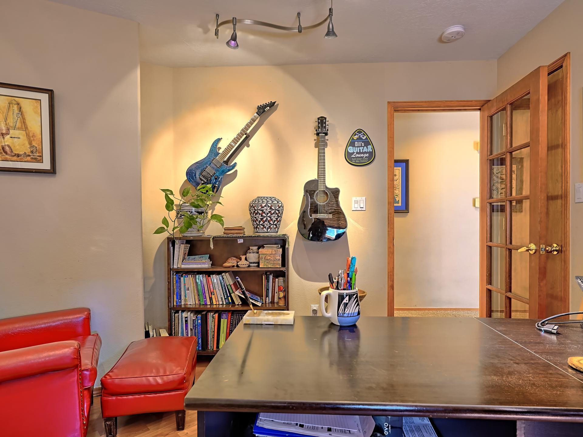 33 RAMBLE WOOD Boulevard