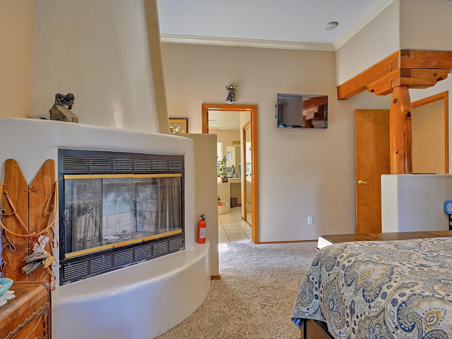 33 RAMBLE WOOD Boulevard