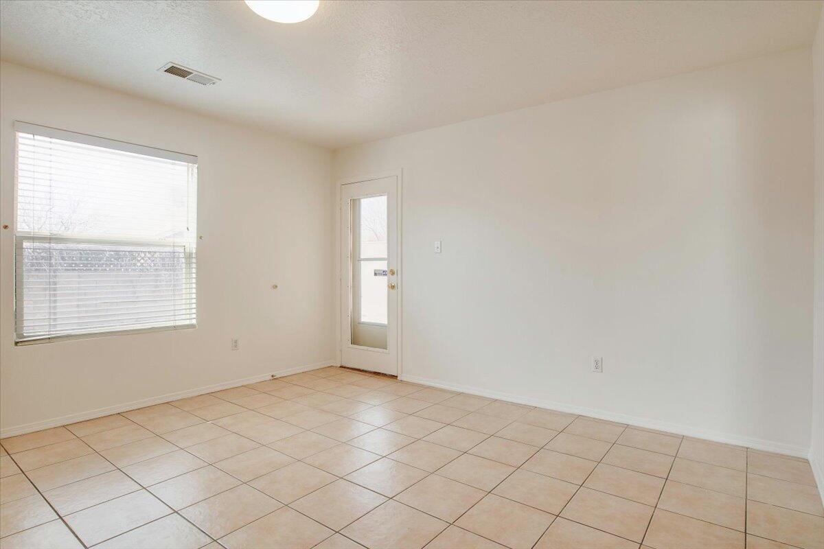 419 Glacier Bay Street SE