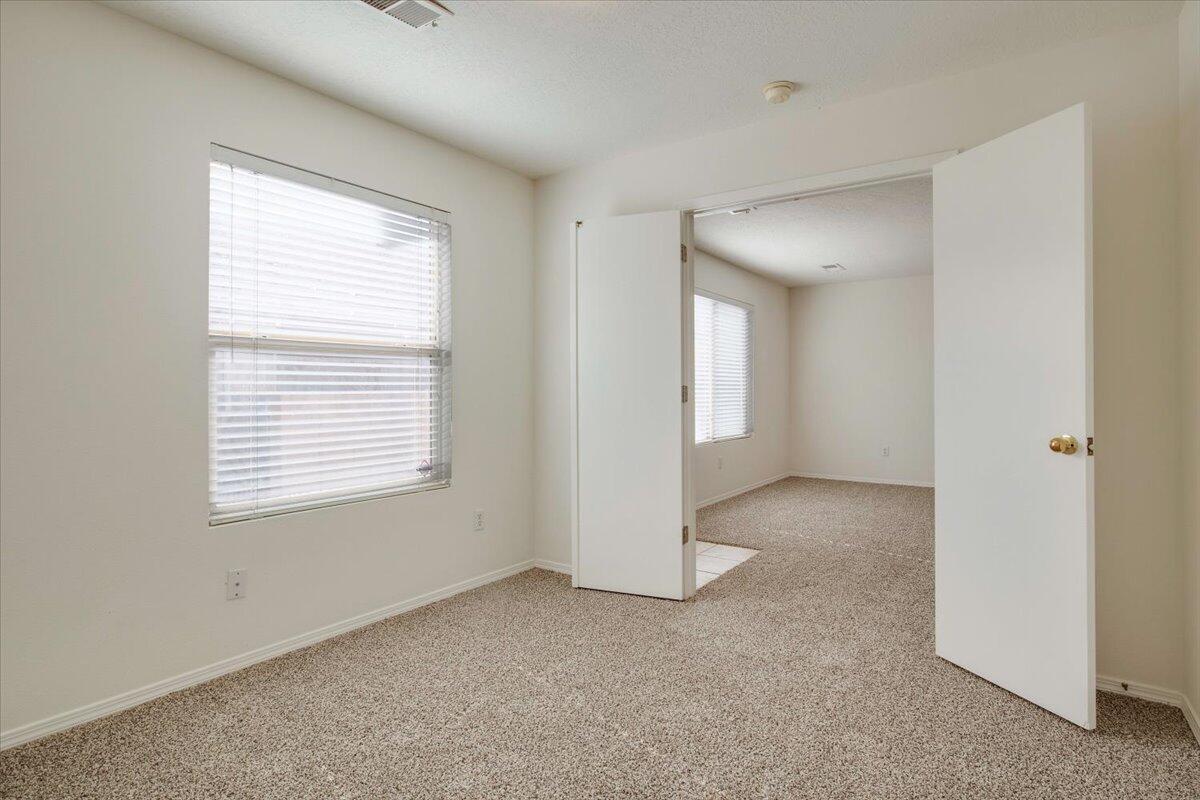 419 Glacier Bay Street SE