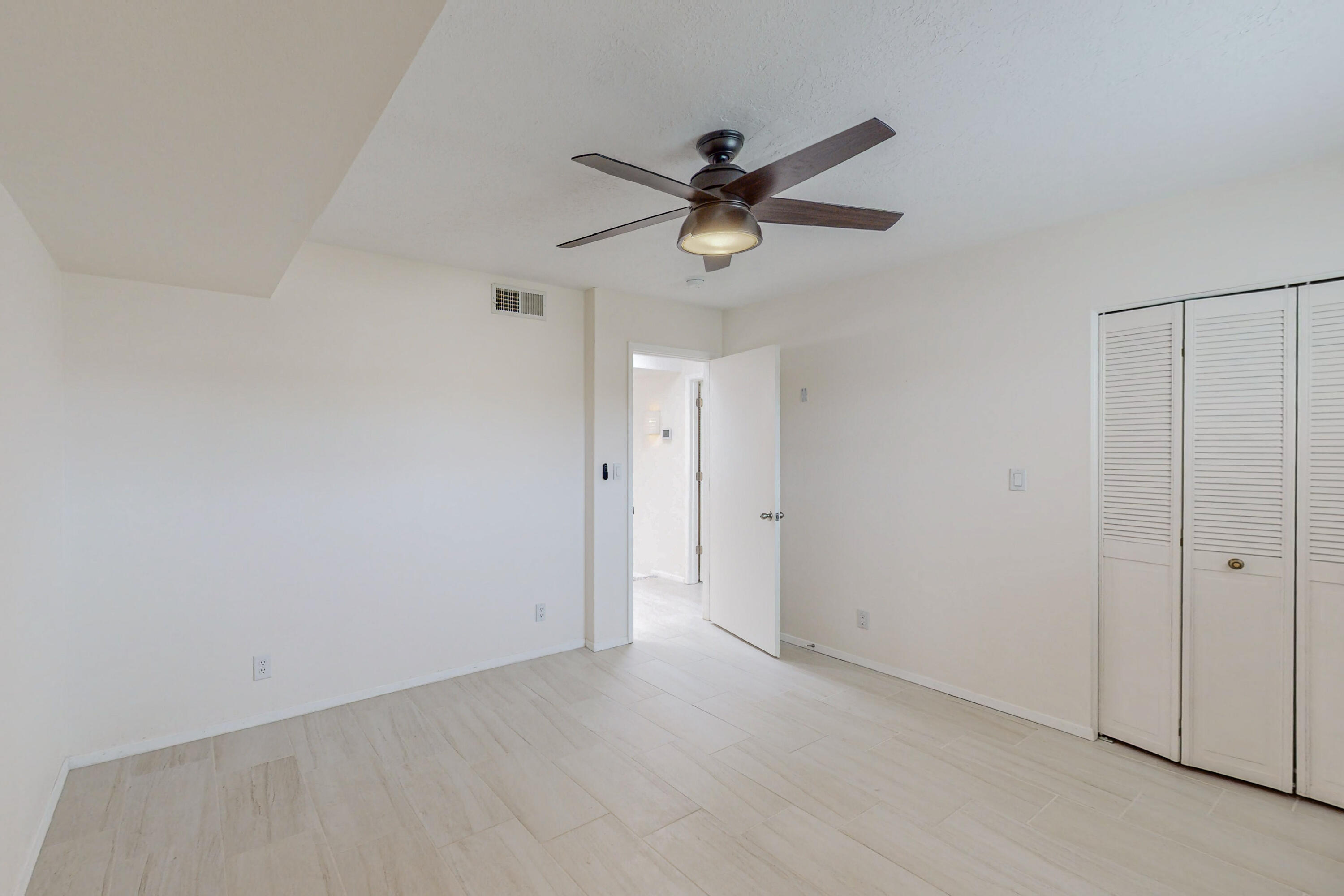 3273 ESPLANADE Circle SE