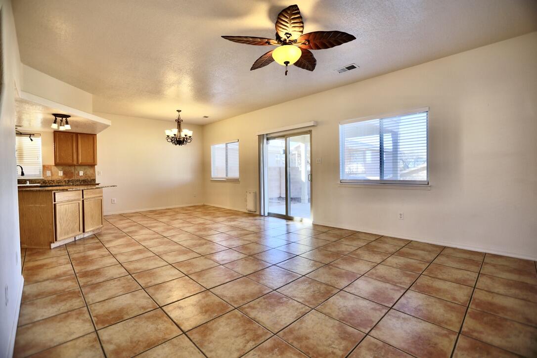 9015 EAGLE VISTA Drive NE