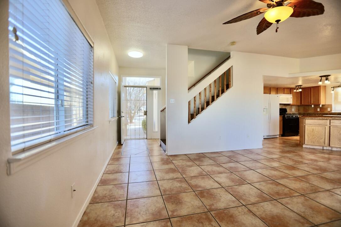9015 EAGLE VISTA Drive NE
