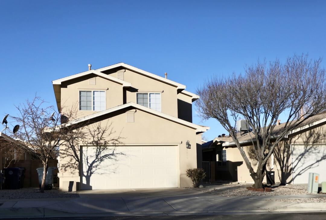 9015 EAGLE VISTA Drive NE