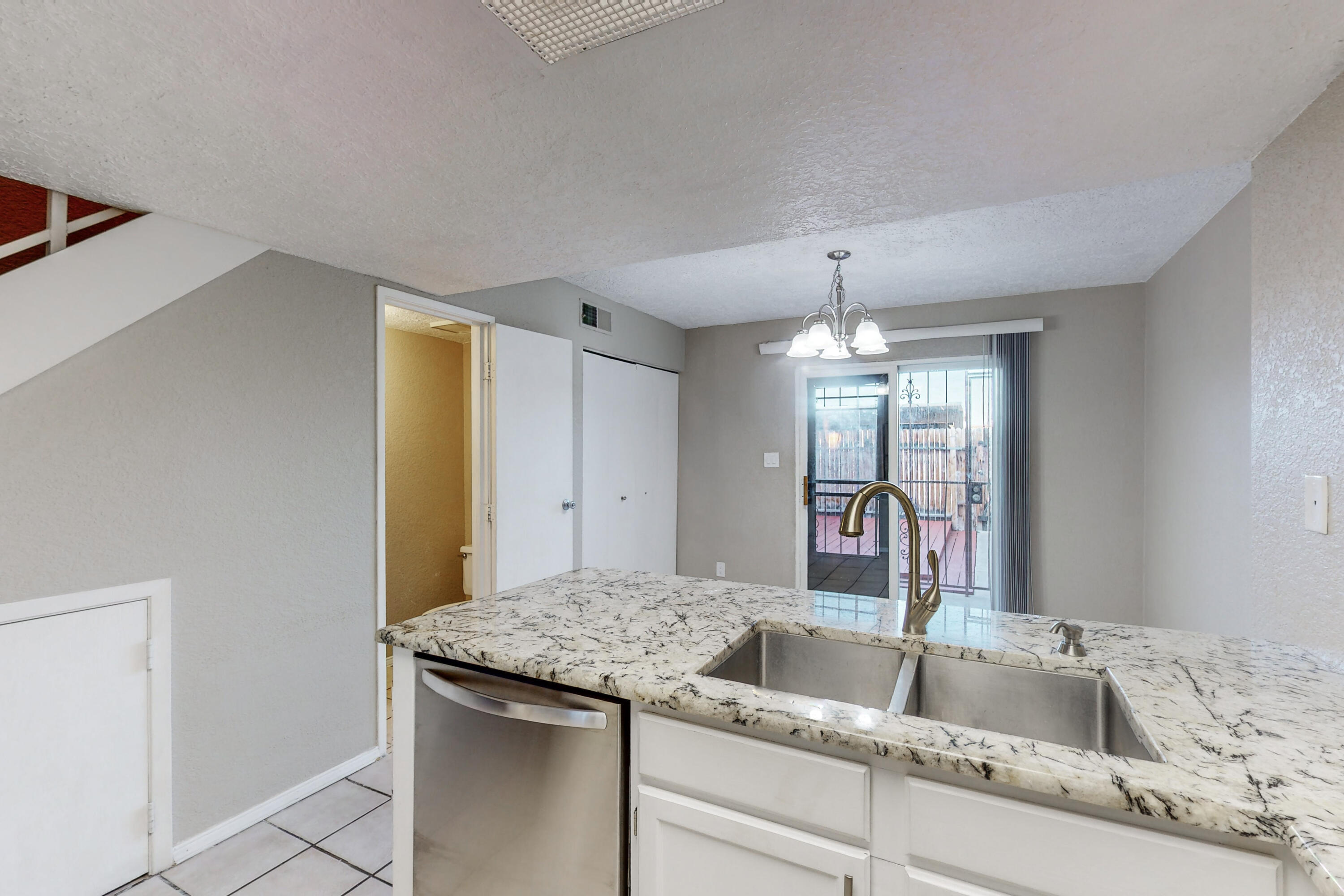 6041 Sequoia # B10 Road NW