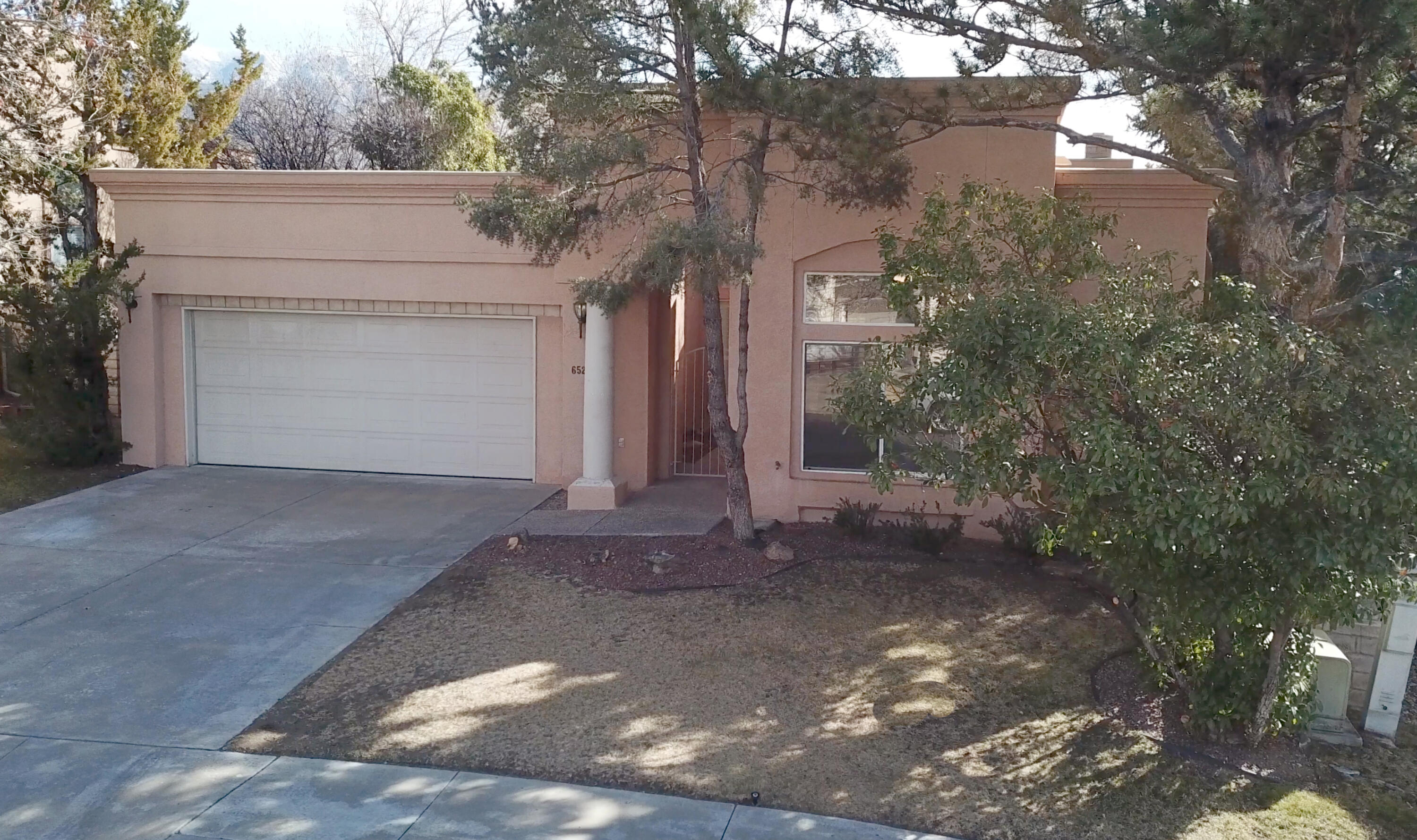 6528 Glen Oak NE