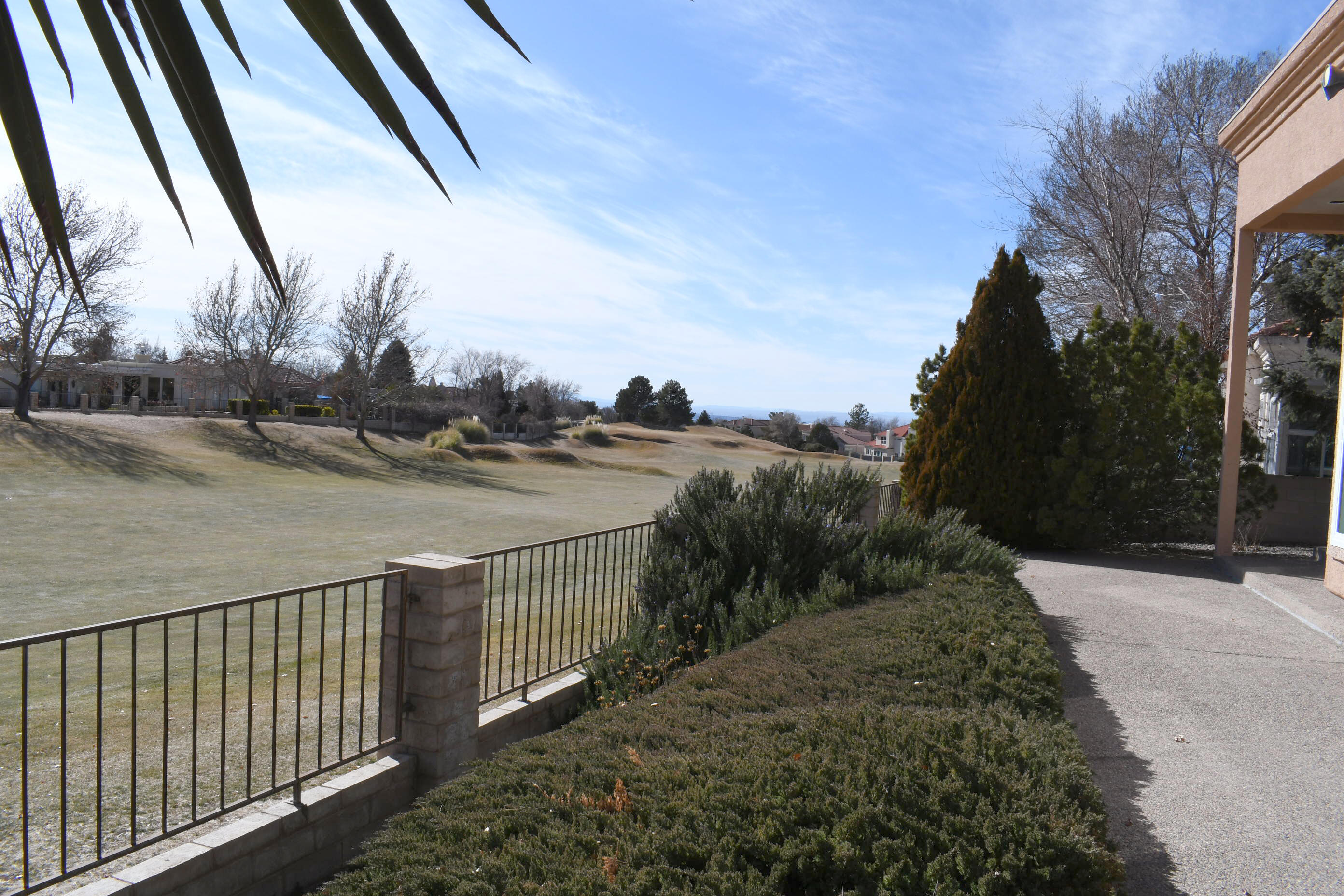 6528 Glen Oak NE