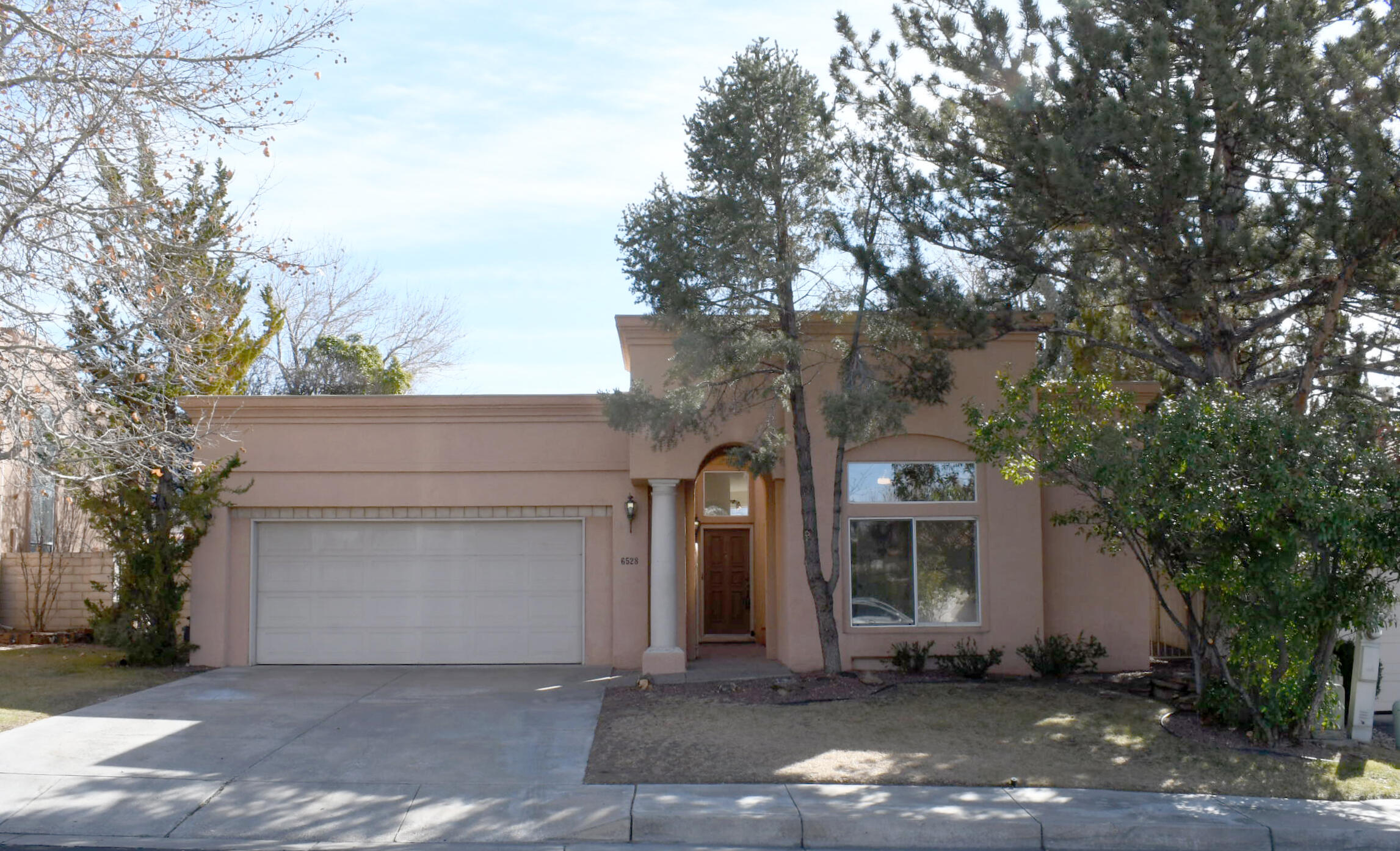 6528 Glen Oak NE