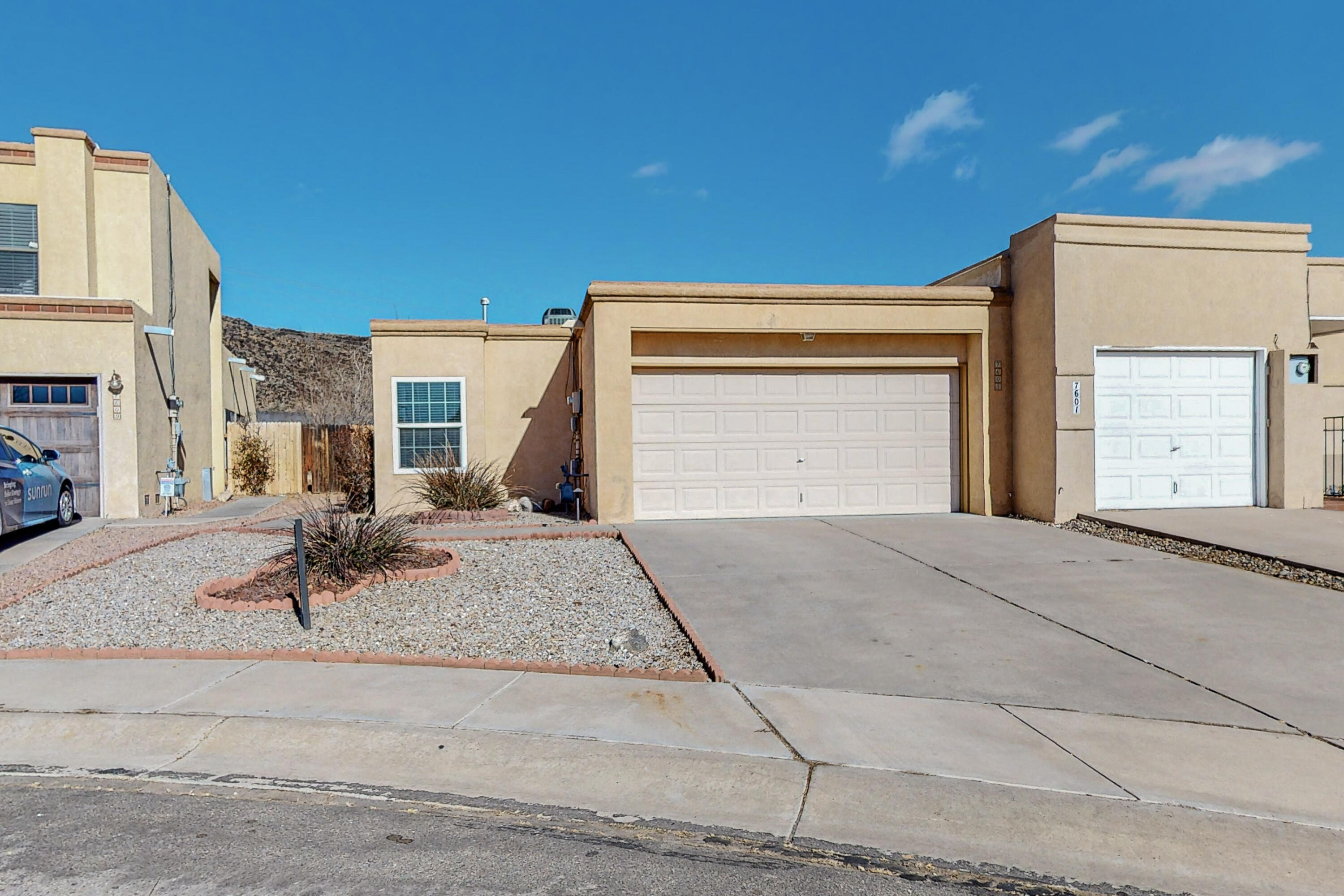 7605 CLEGHORN Court NW