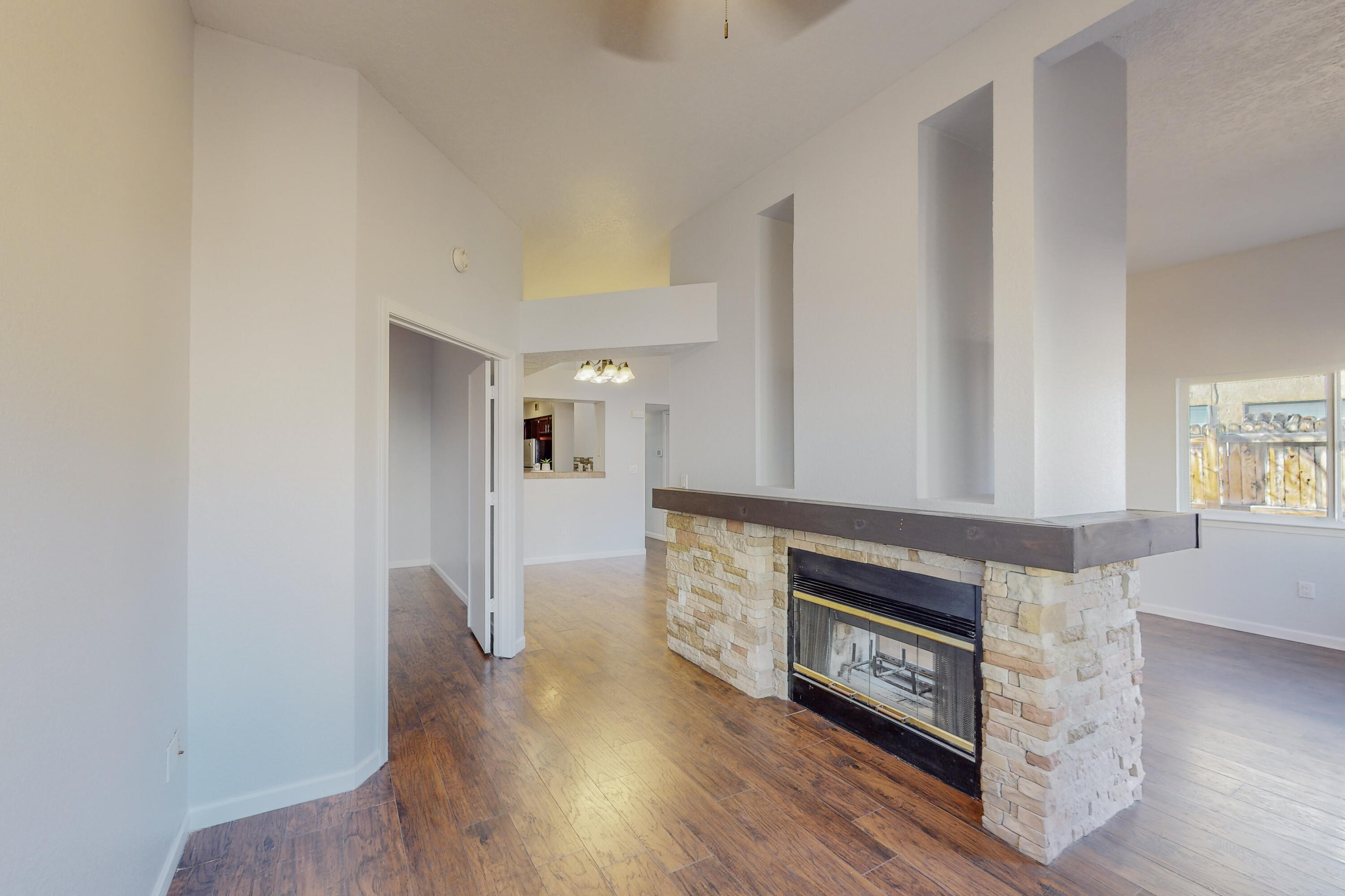7605 CLEGHORN Court NW