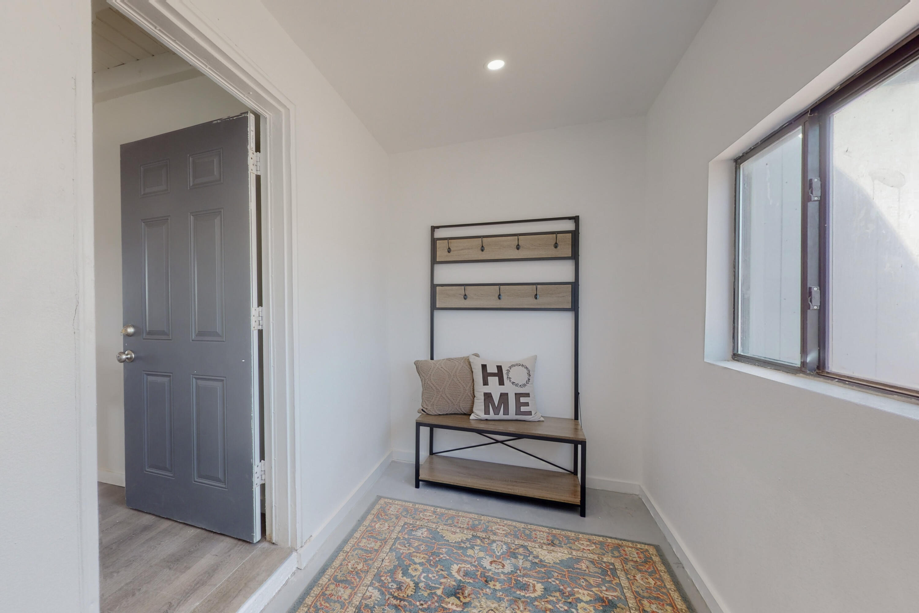 429 General Hodges Street NE