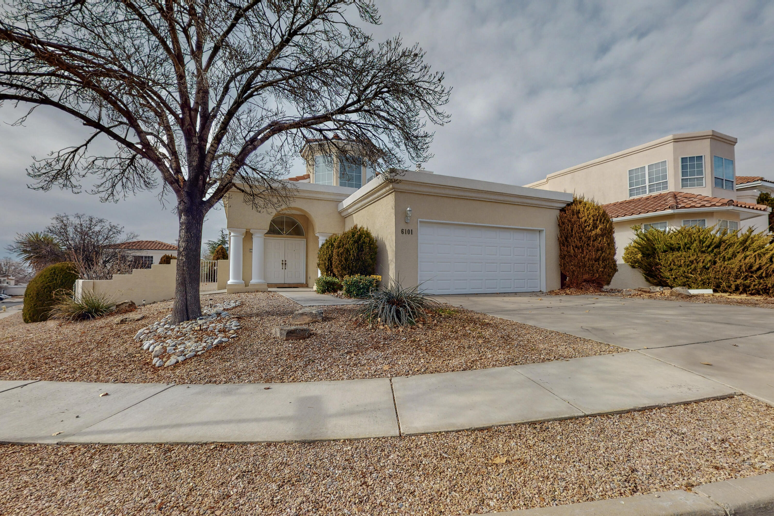 6101 ROSETREE Place NE