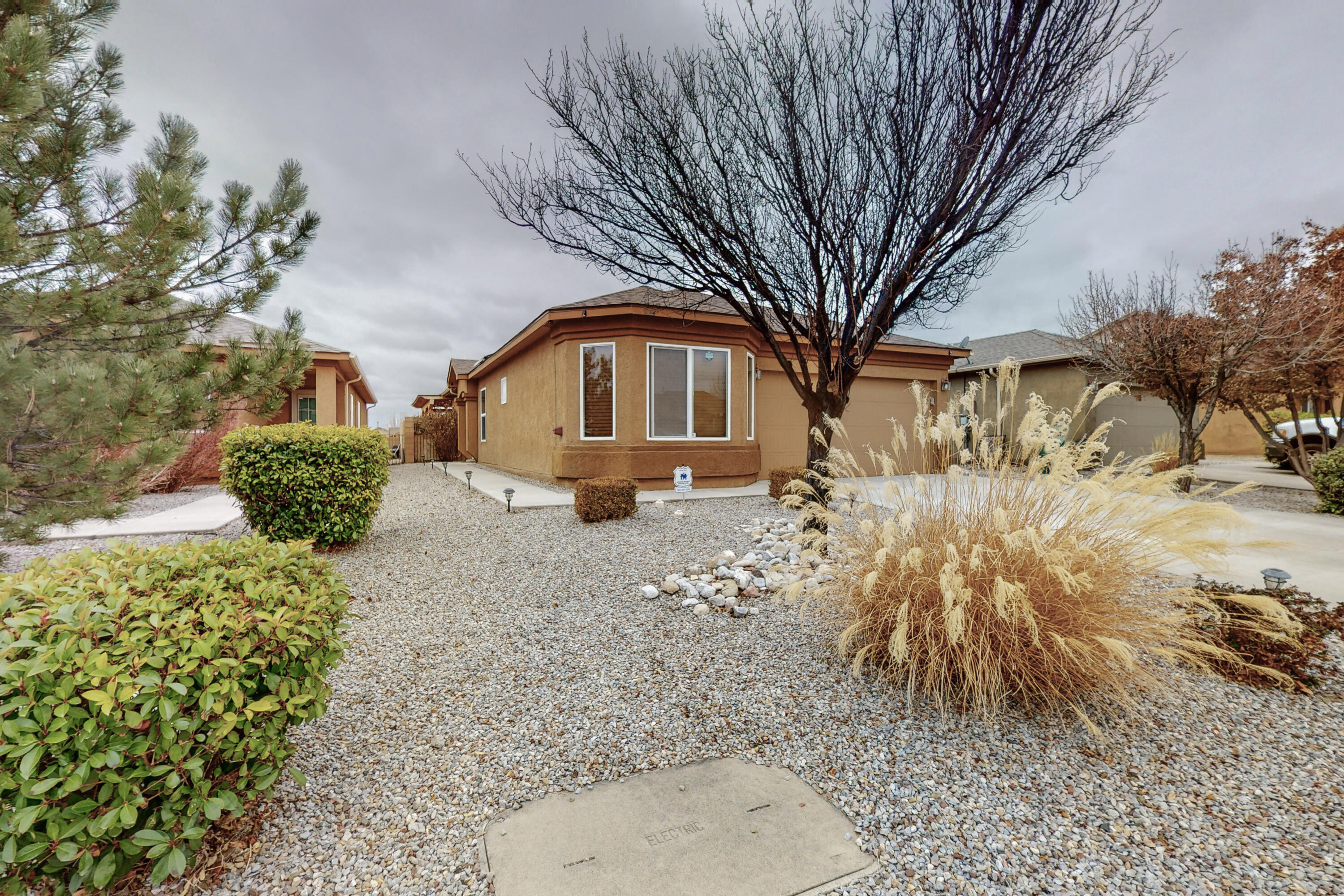922 Spring Valley Road NE