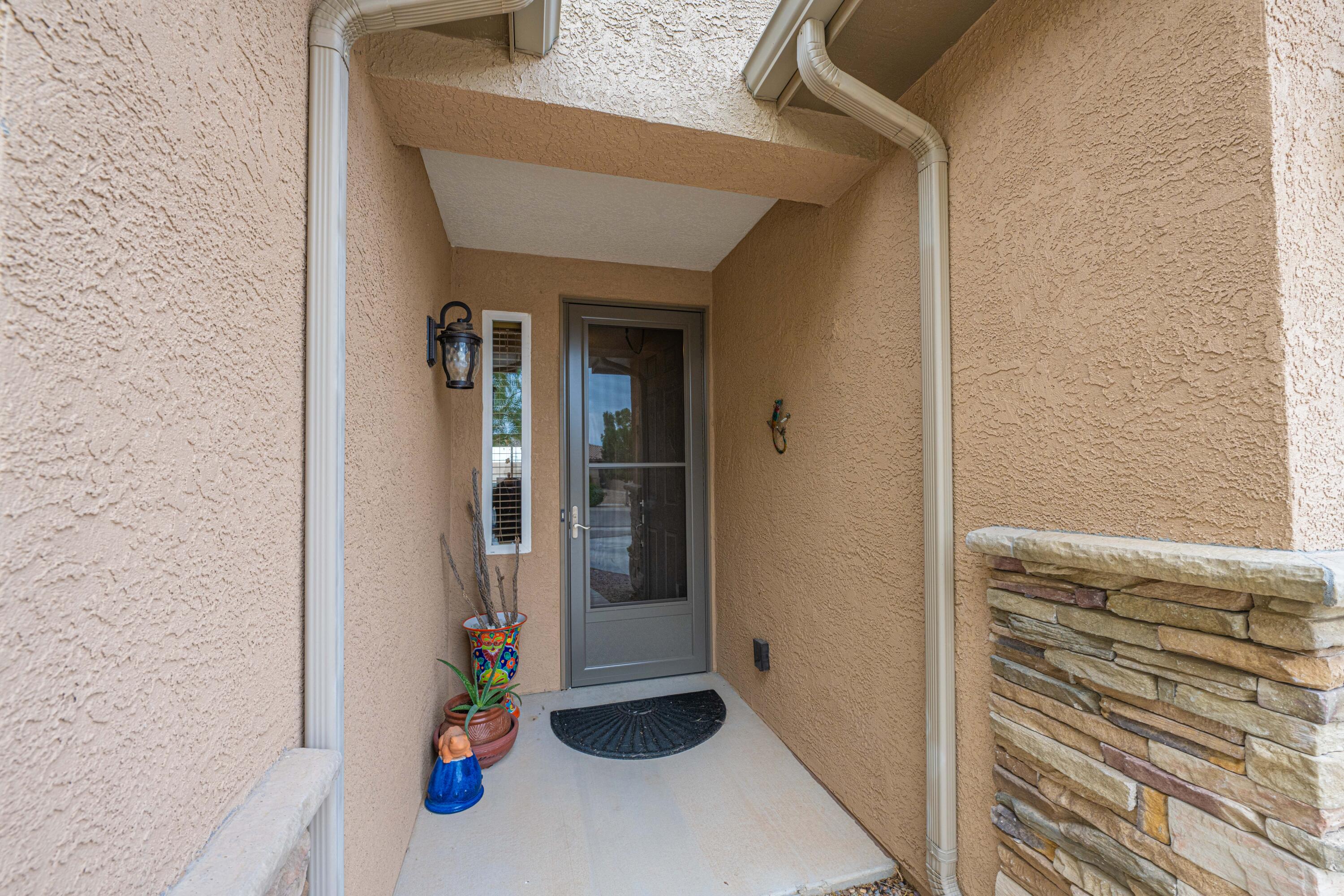210 RIO CHAMA Circle SW