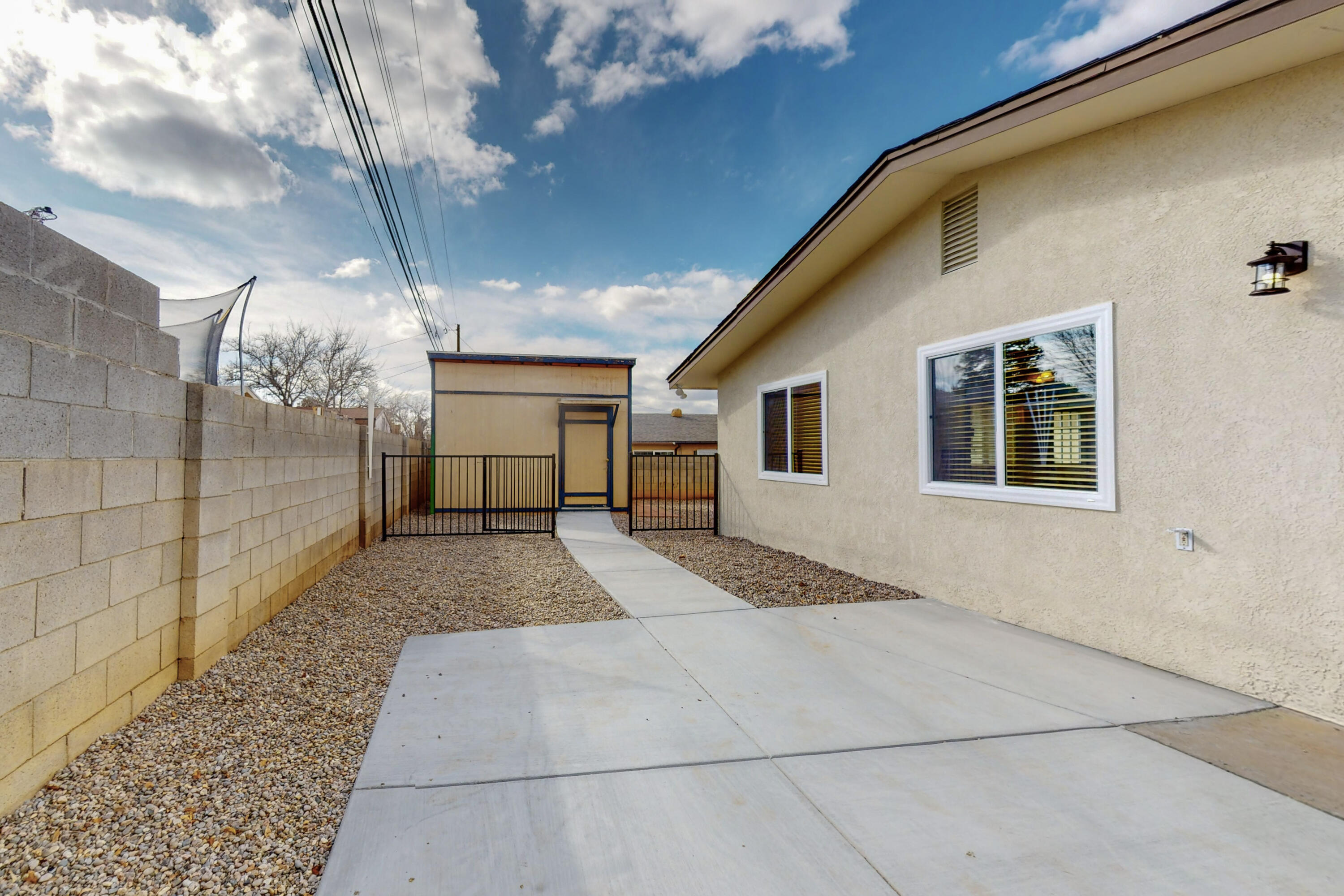 10904 LEXINGTON Avenue NE