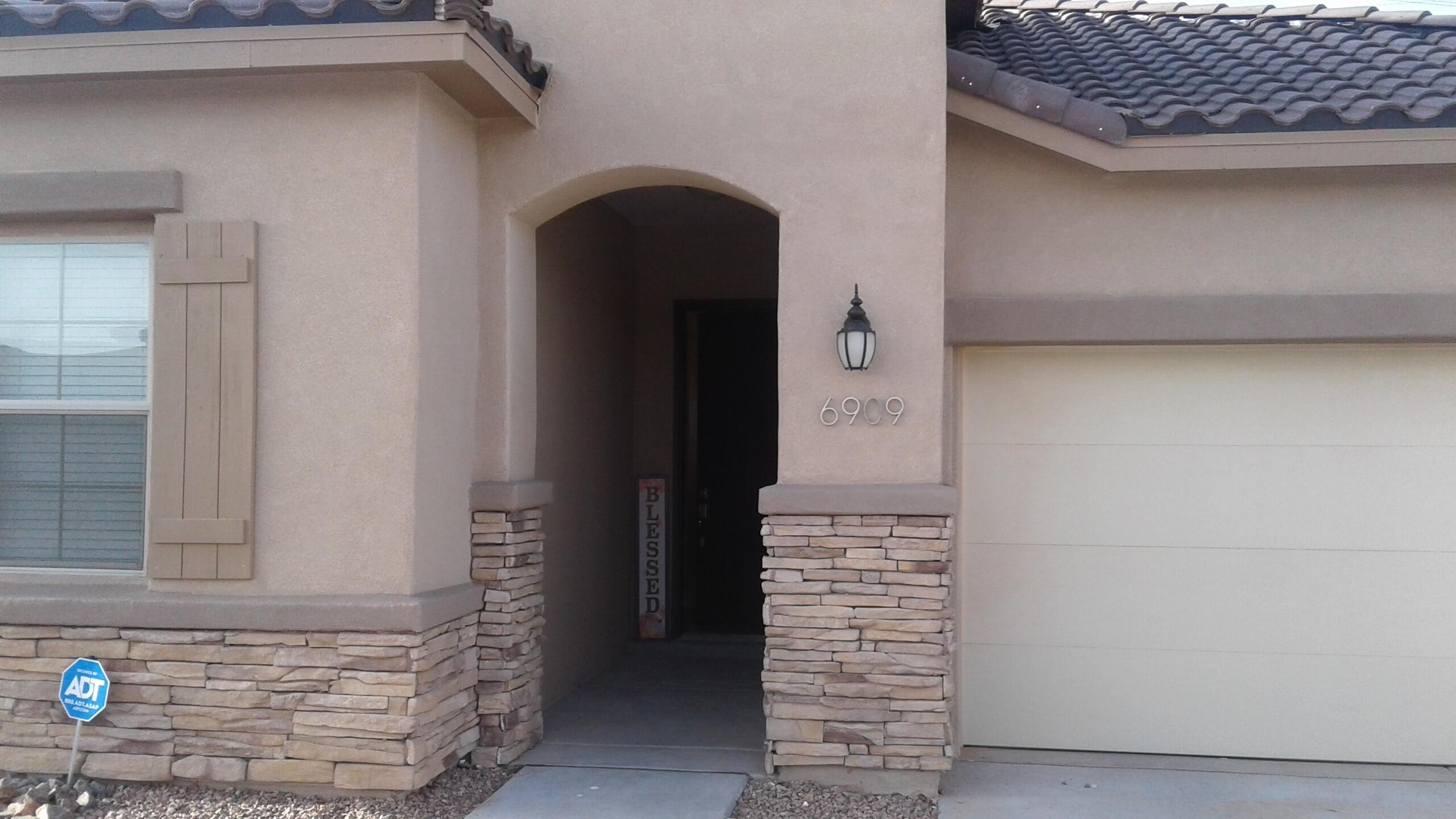 6909 Cleary Loop NE