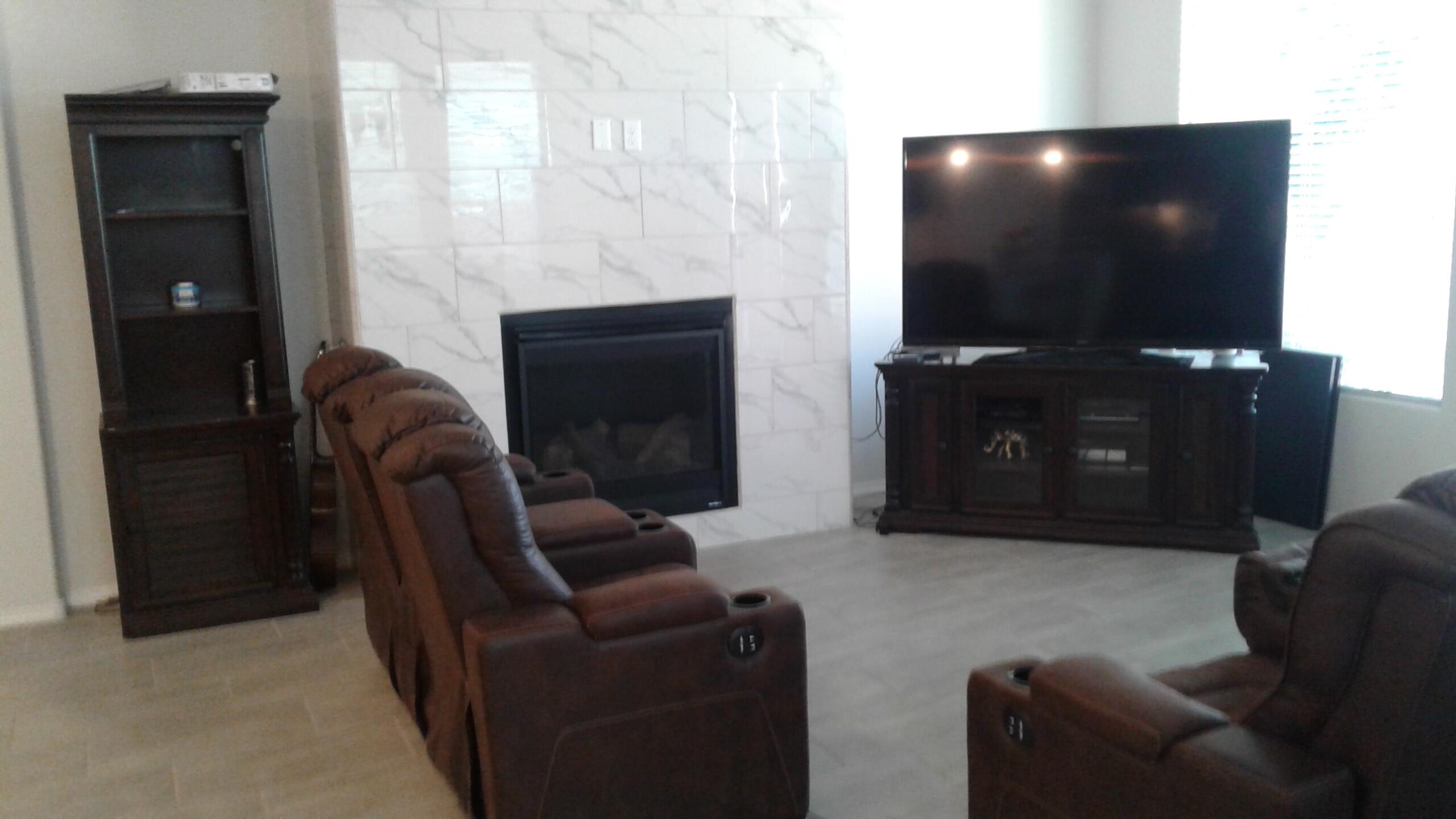 6909 Cleary Loop NE