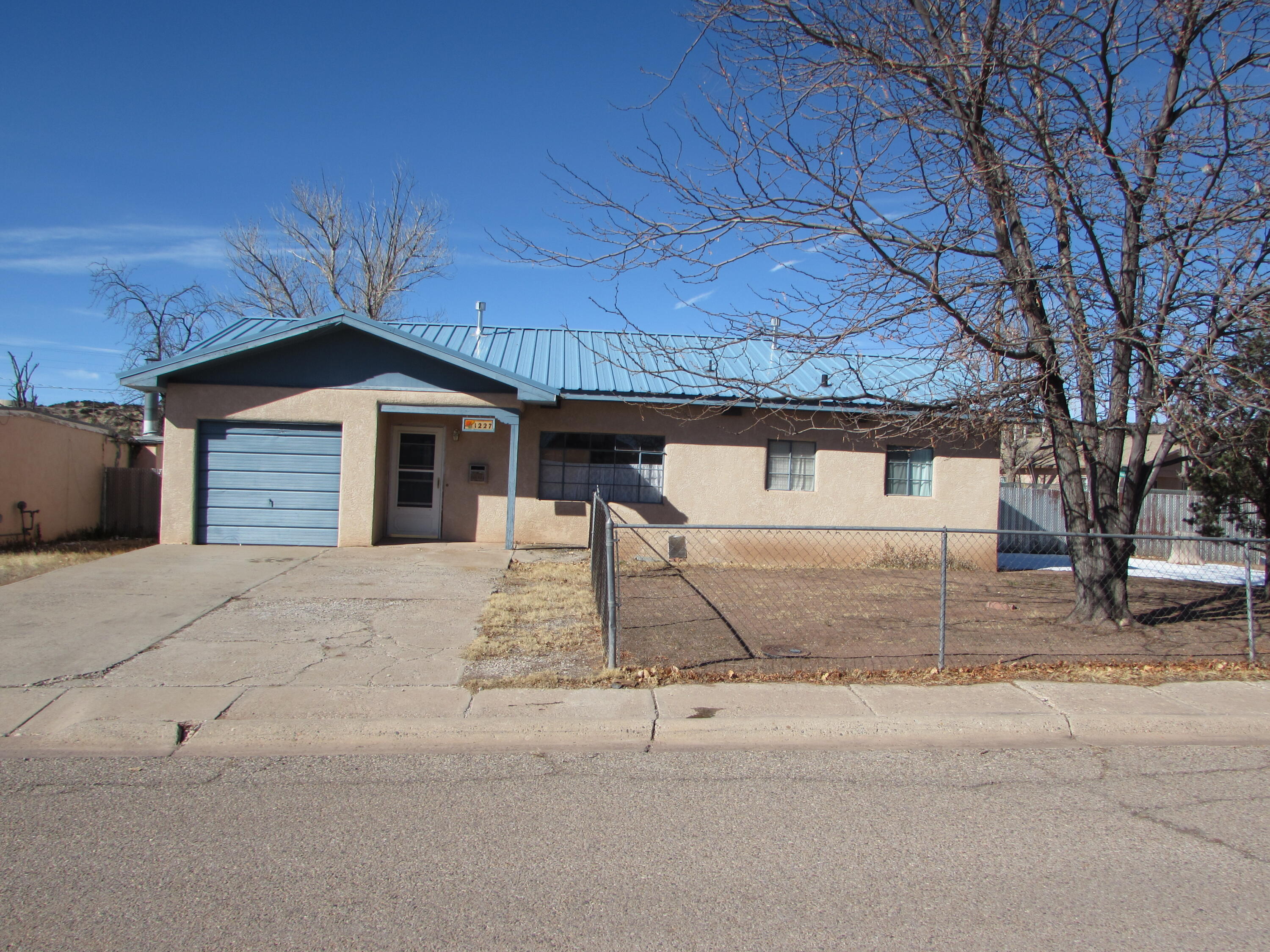 1227 N Second Street