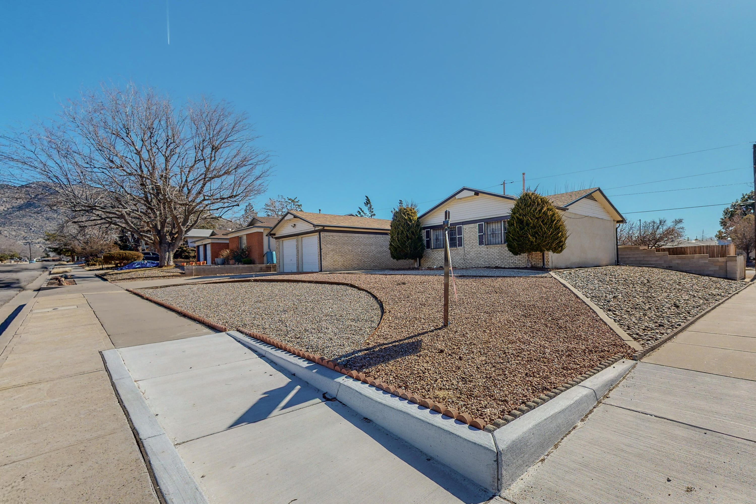 11500 PALM SPRINGS Avenue NE