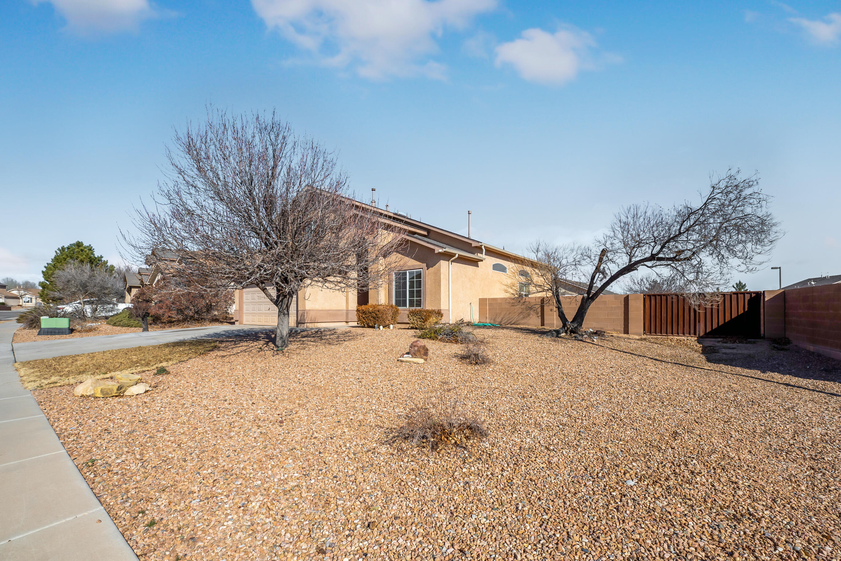 620 RAIN LILY Road SW