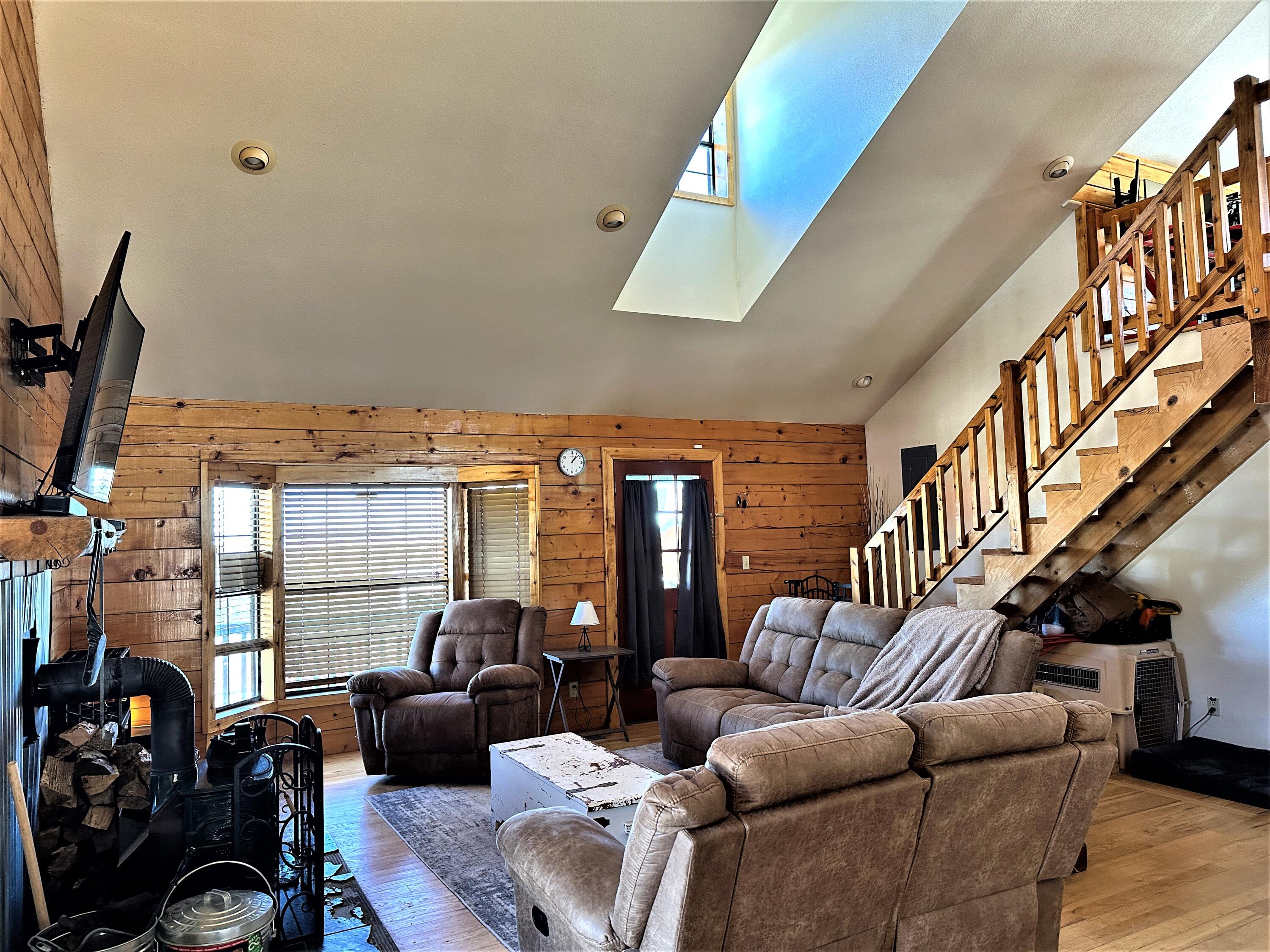 54 STEEPLECHASE Drive