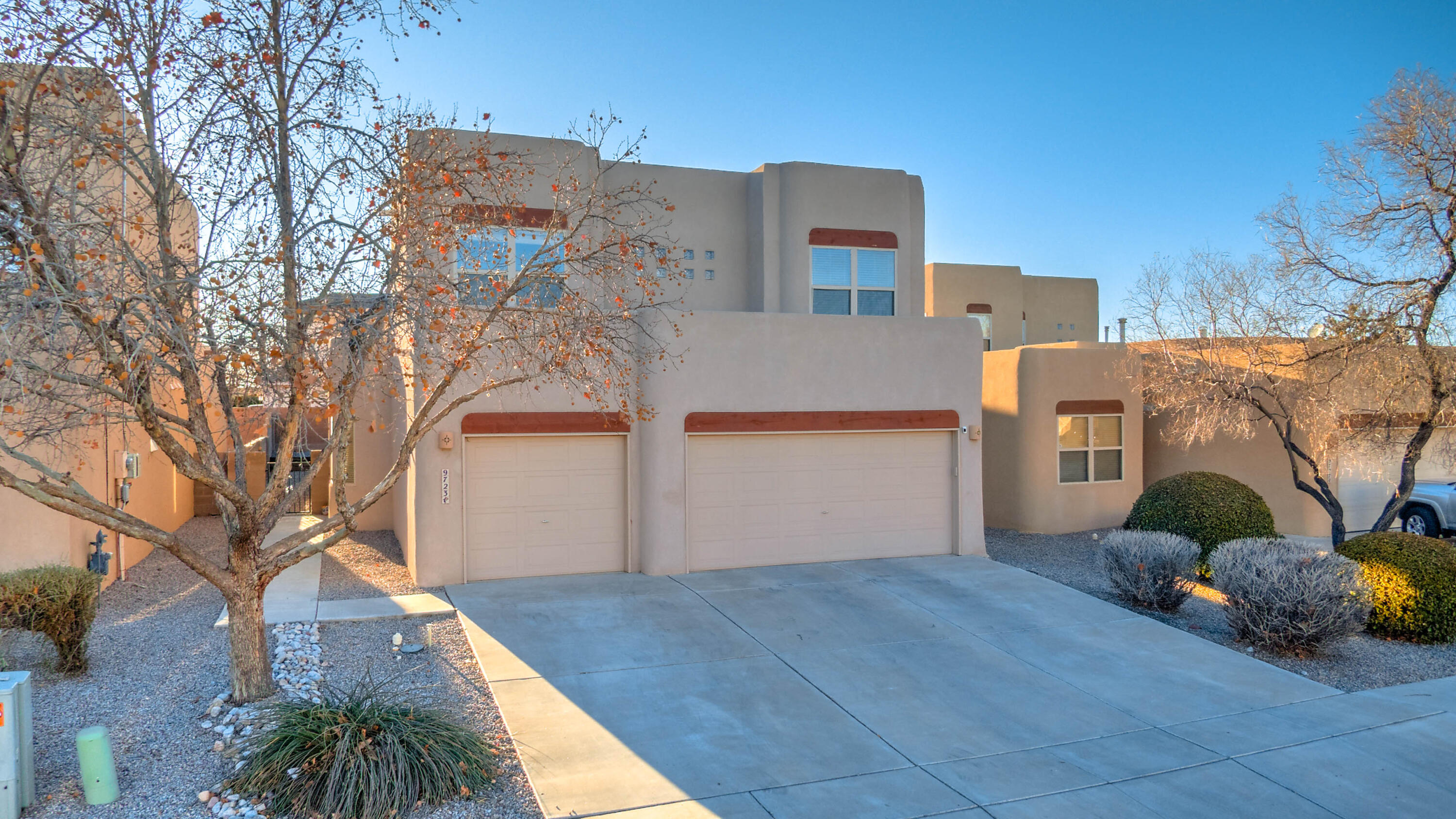 9723 CALLE CHAMISA NW