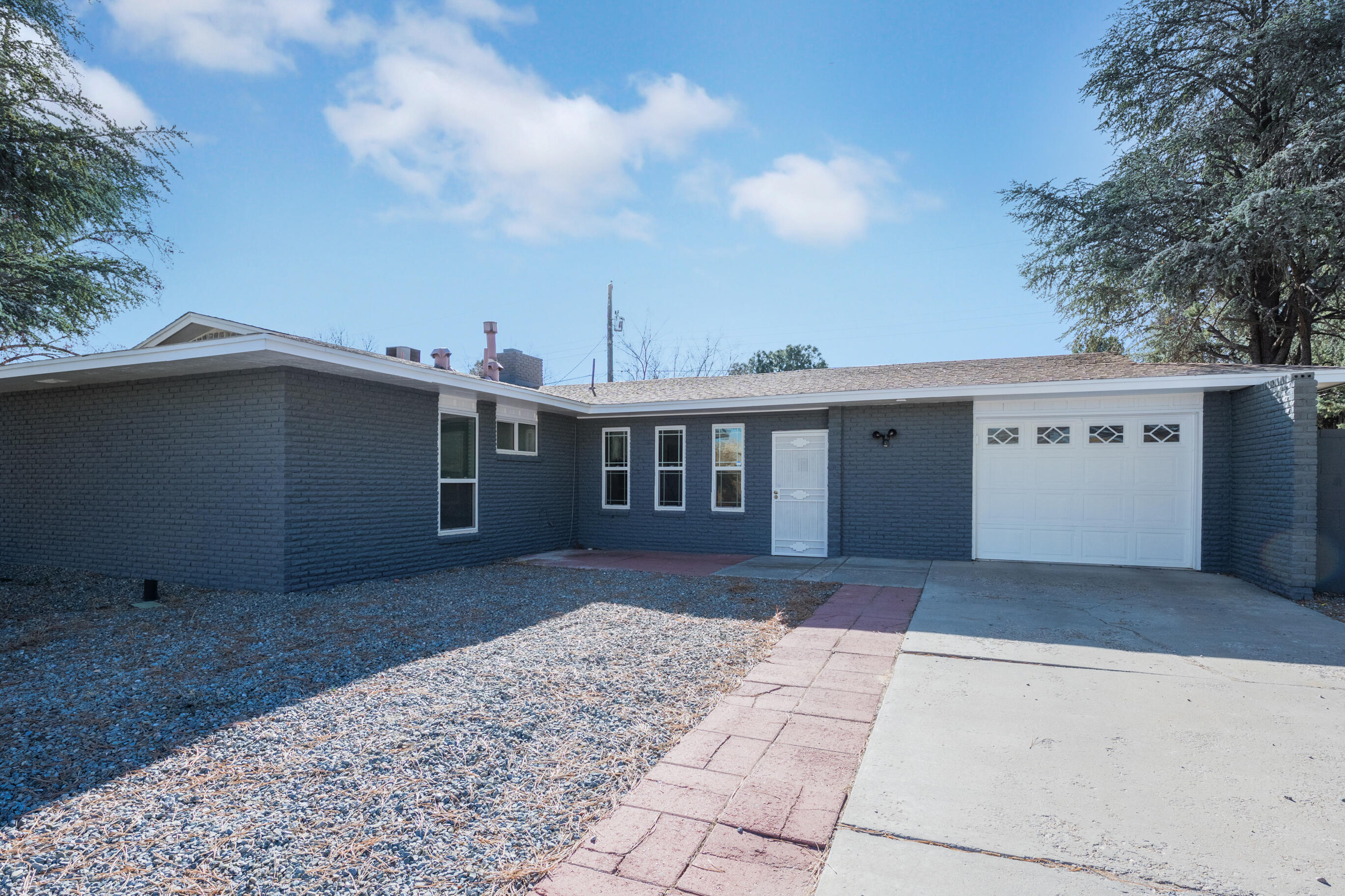 5506 FORDHAM Drive NW