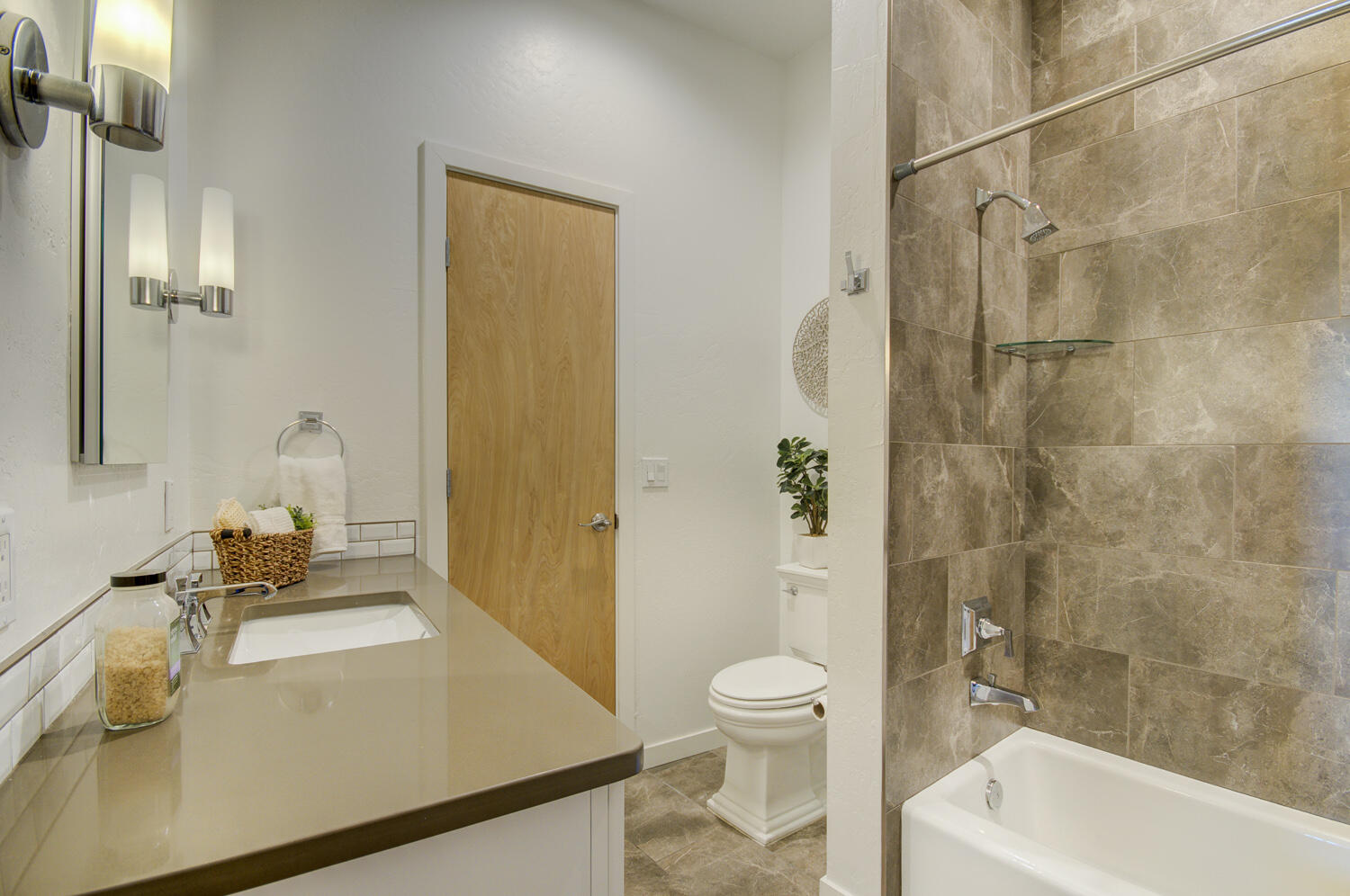 3600 Central Avenue SE Unit: 112