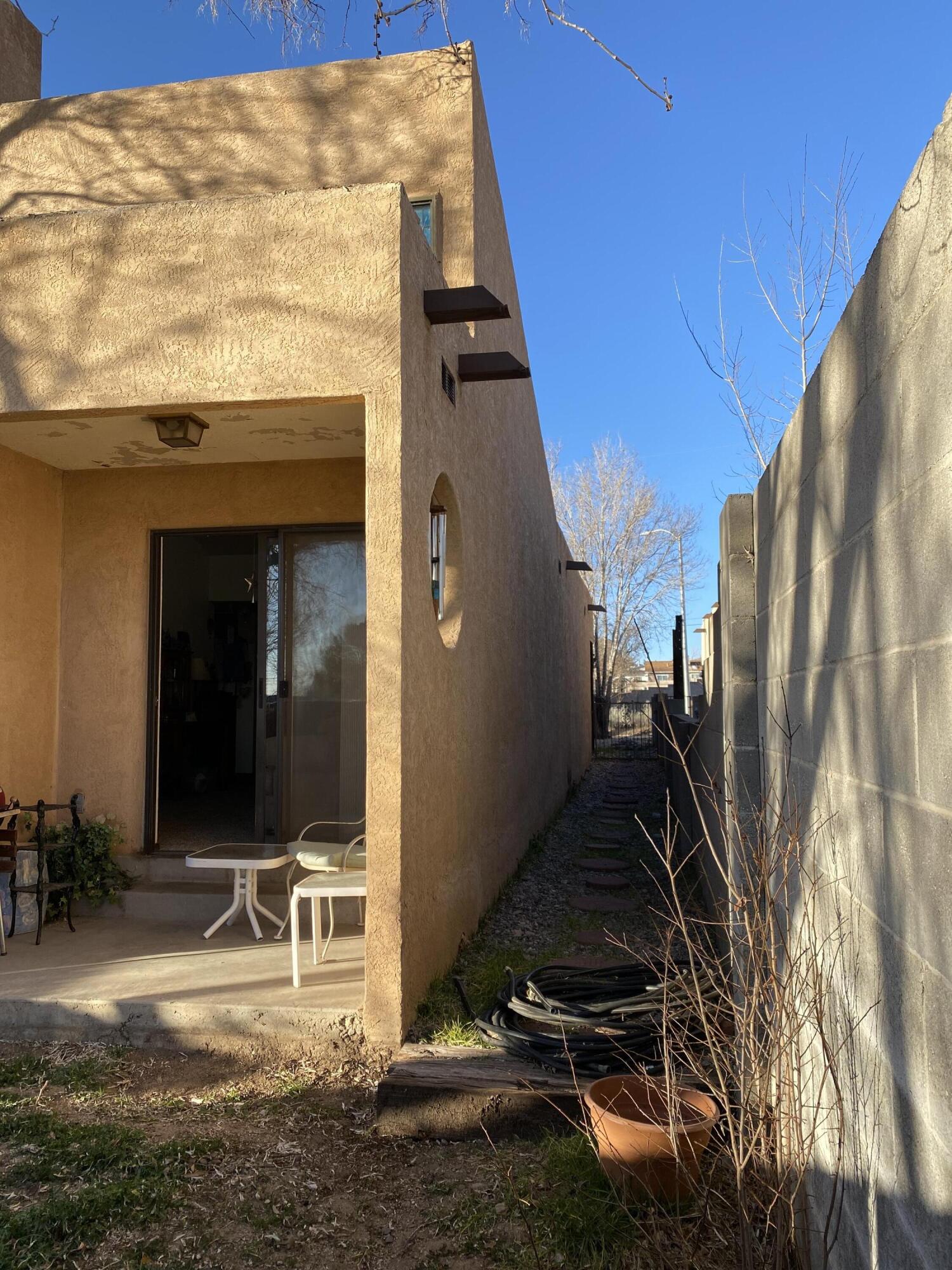 11912 CALLE ZAGAL NE
