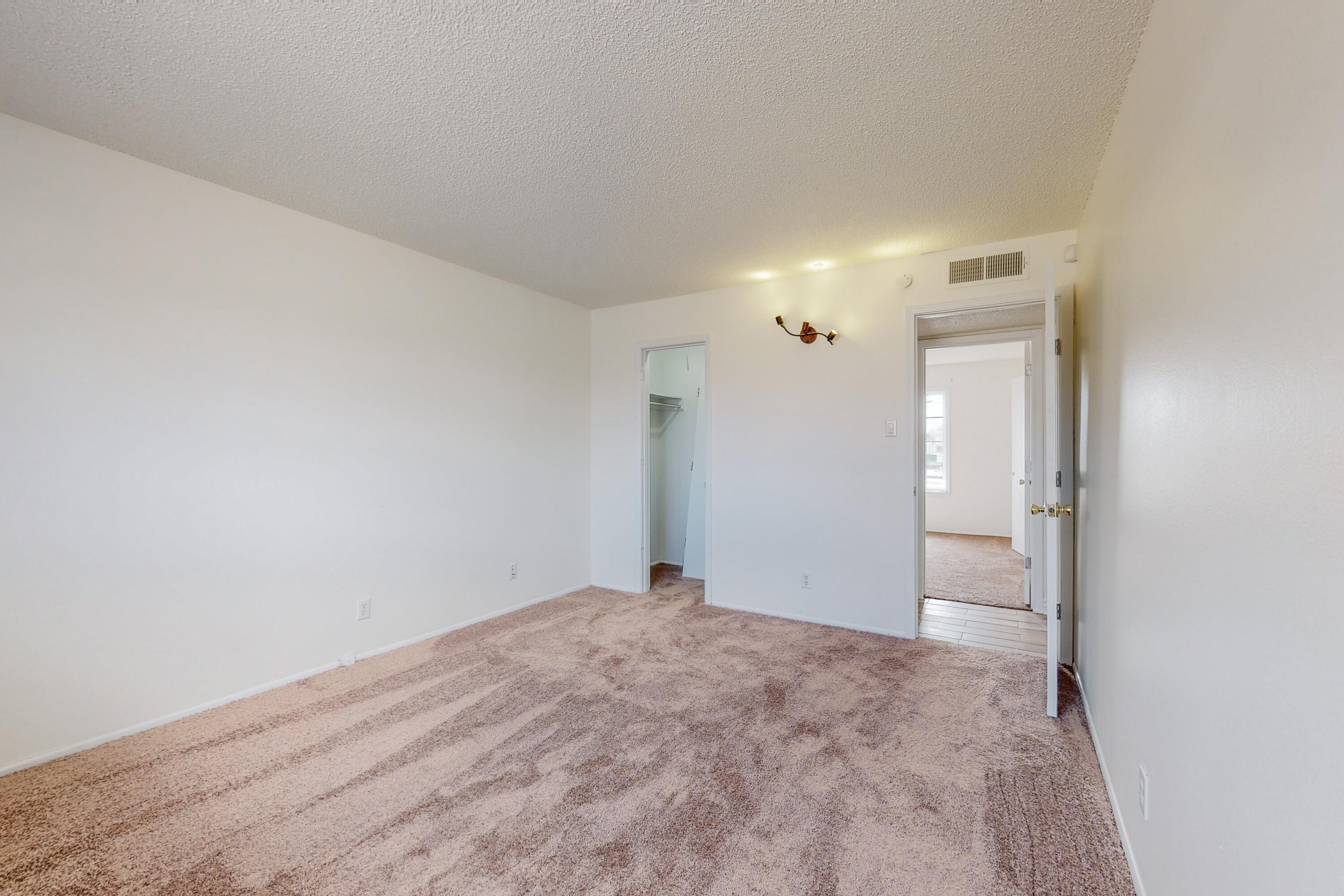 13109 COPPER Avenue NE