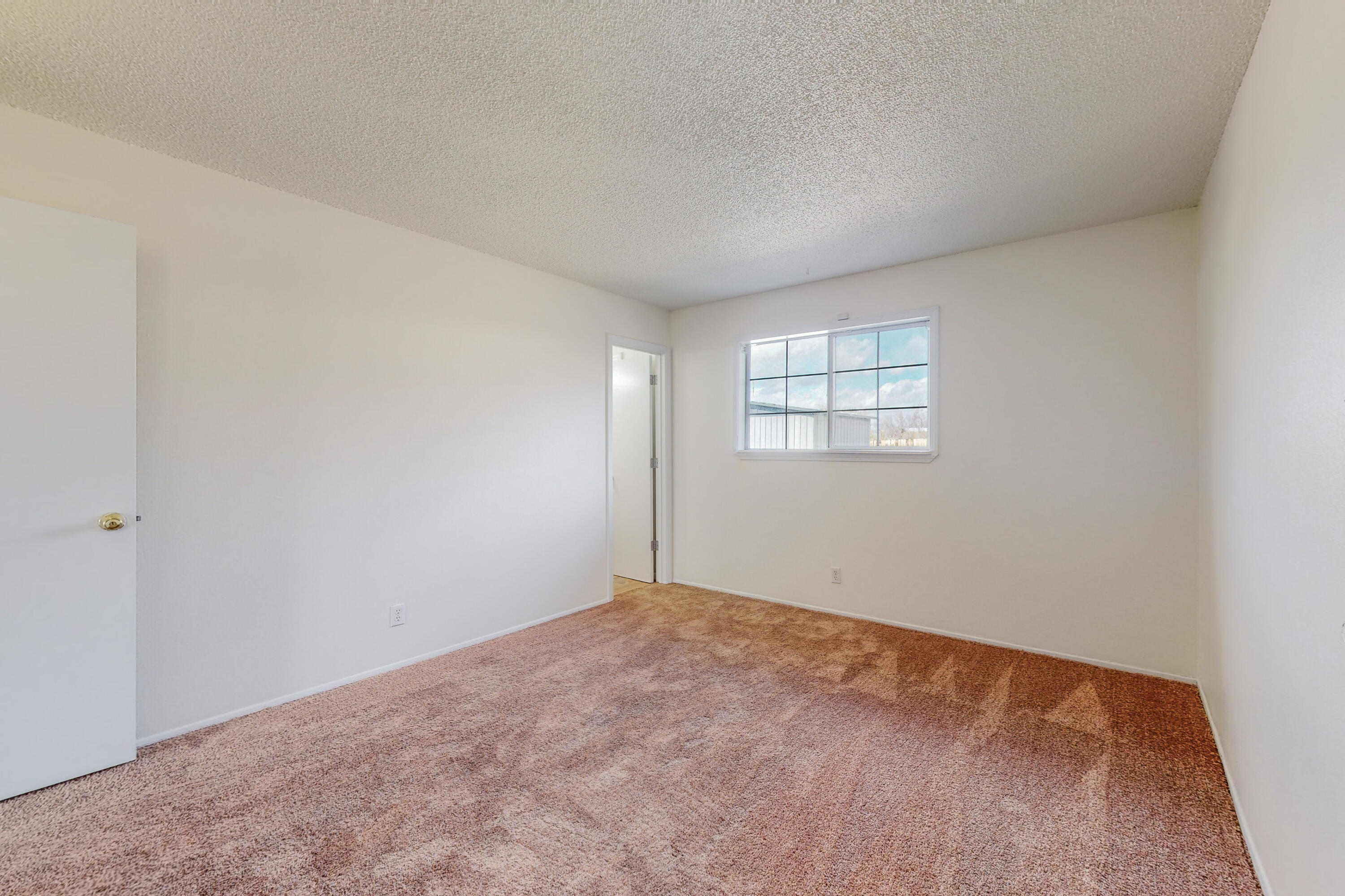 13109 COPPER Avenue NE