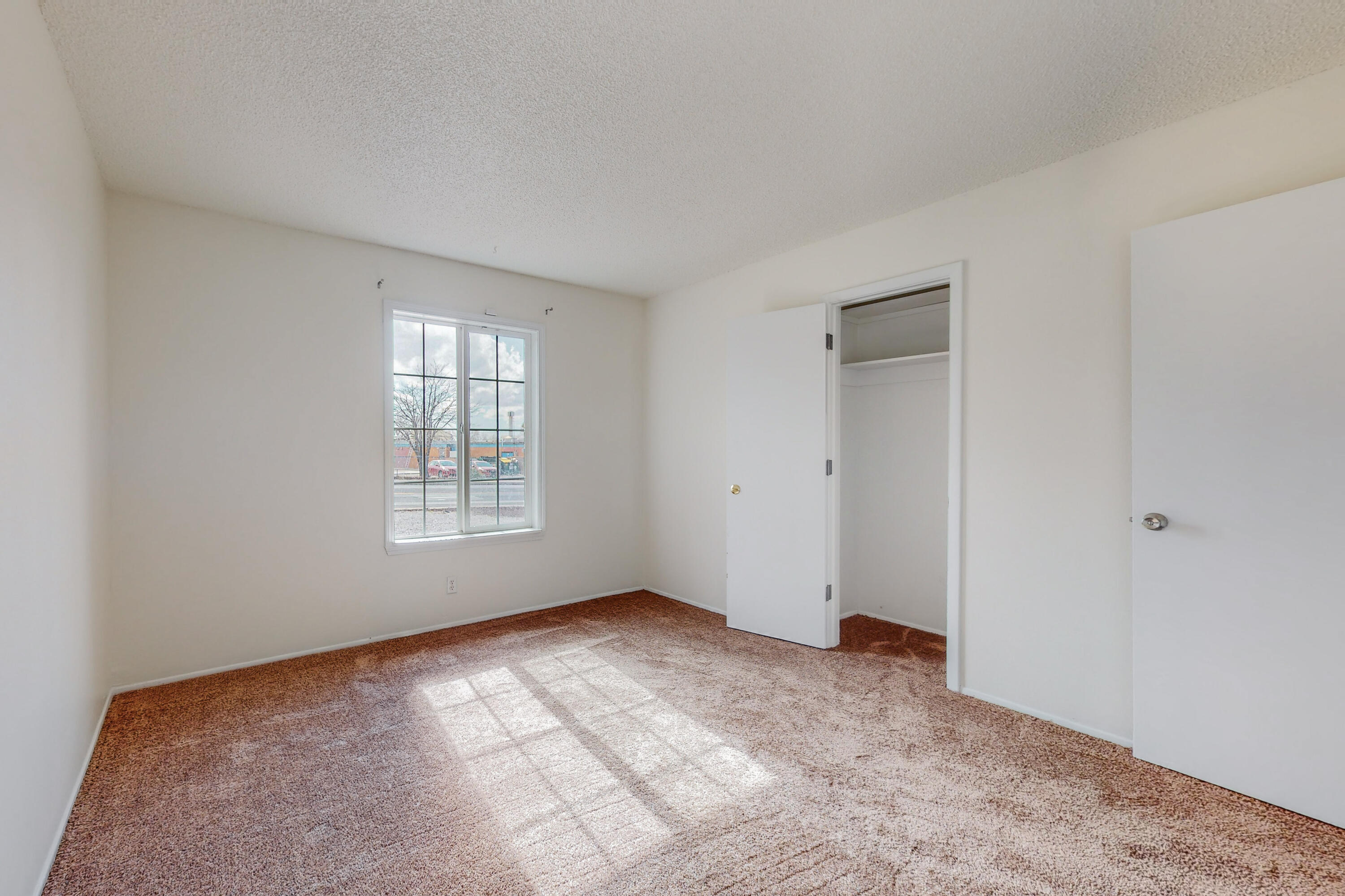 13109 COPPER Avenue NE