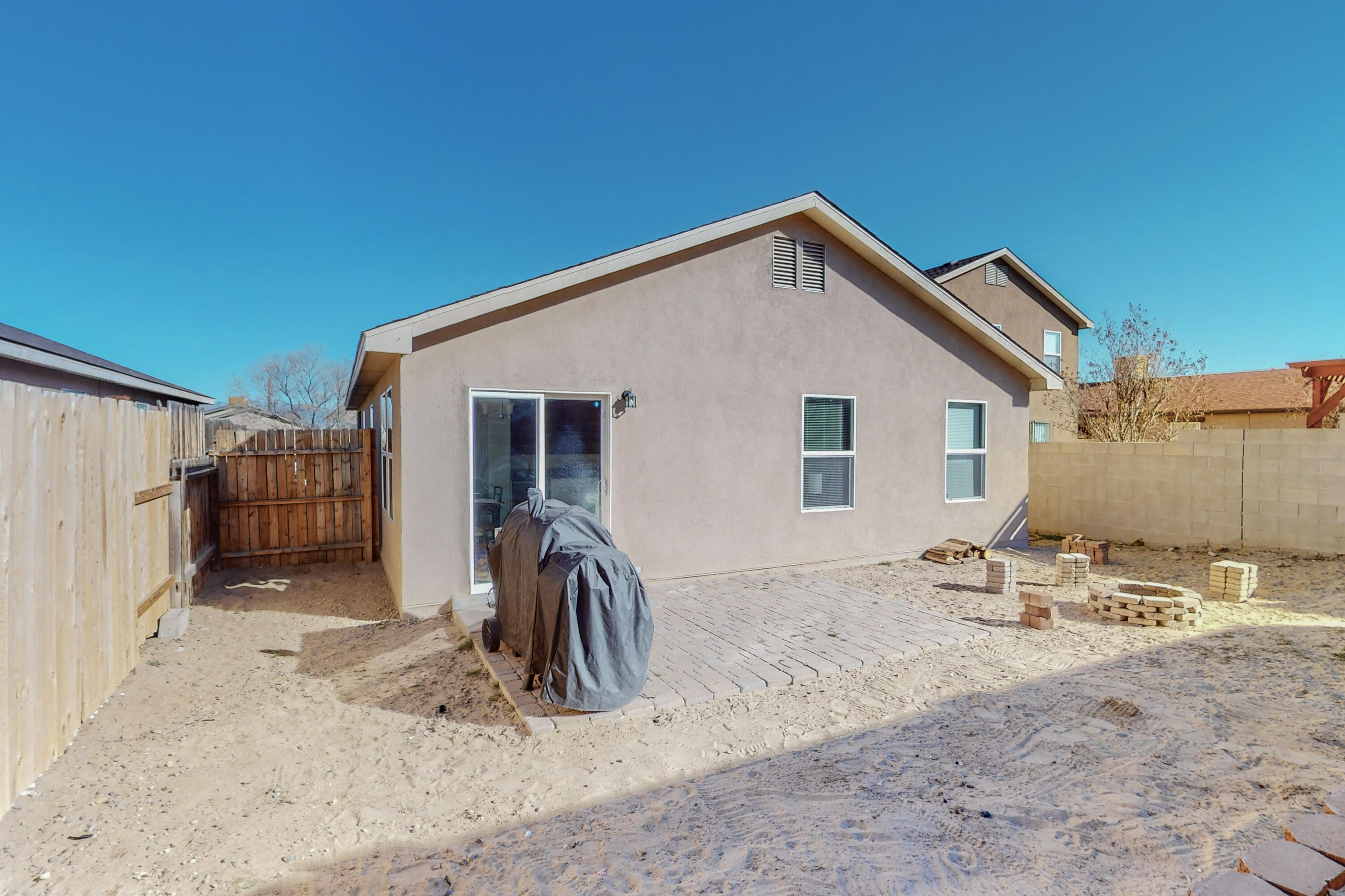 467 TREASURE STONE Drive SW