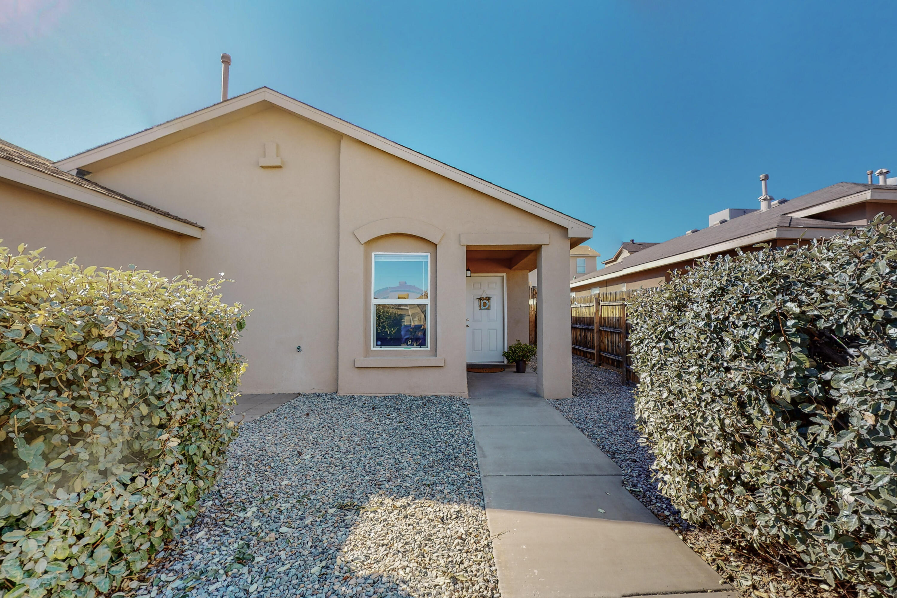 467 TREASURE STONE Drive SW