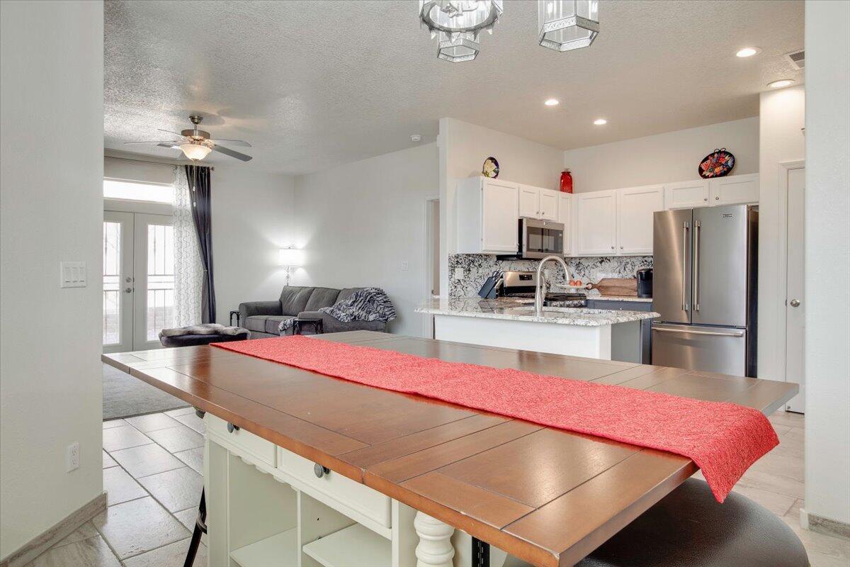 2407 PELIZZANO Drive SE
