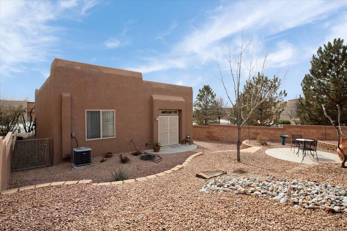 2407 PELIZZANO Drive SE