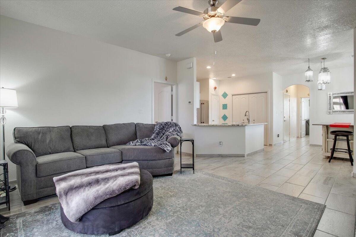 2407 PELIZZANO Drive SE