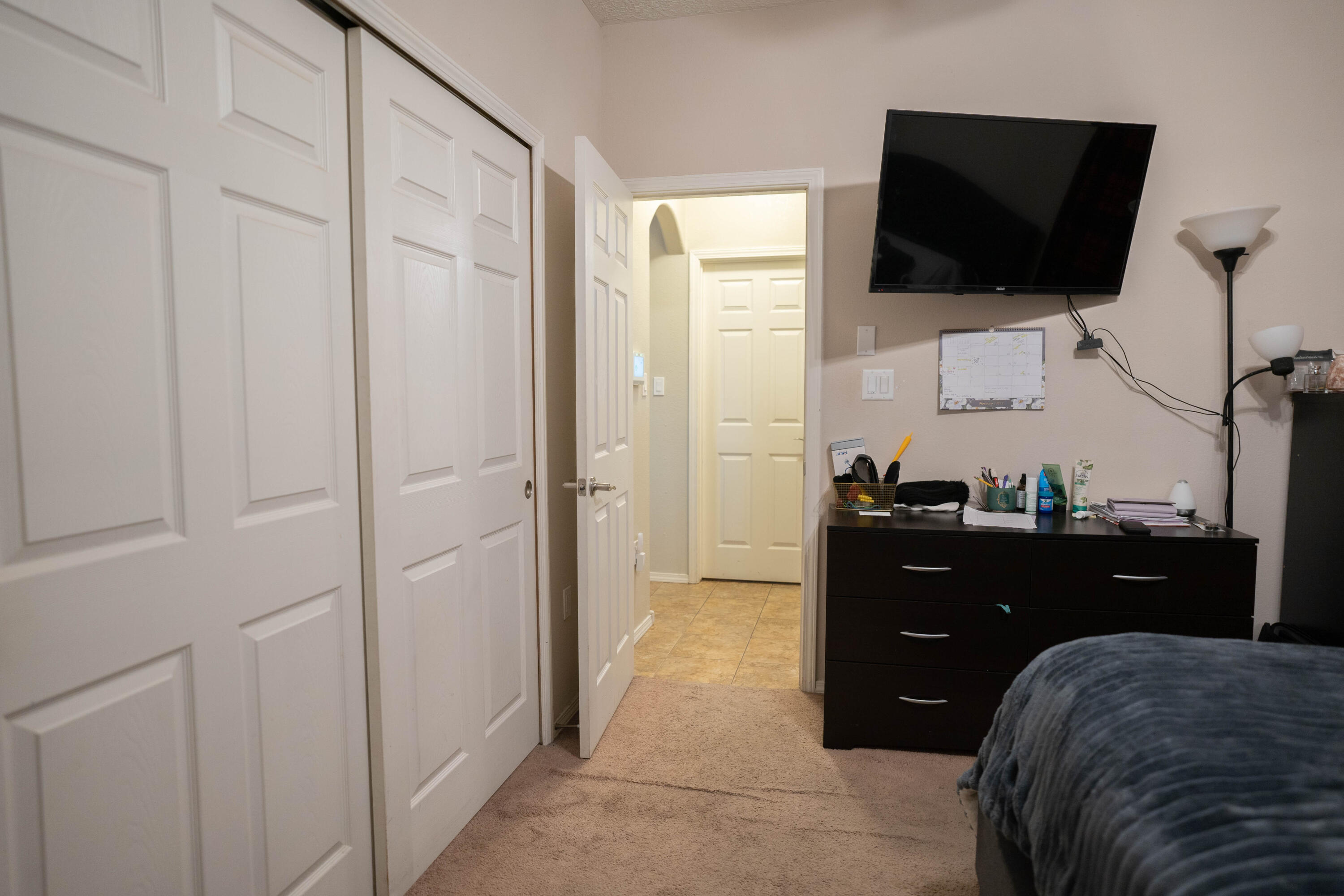 9709 SAMIA Street SW