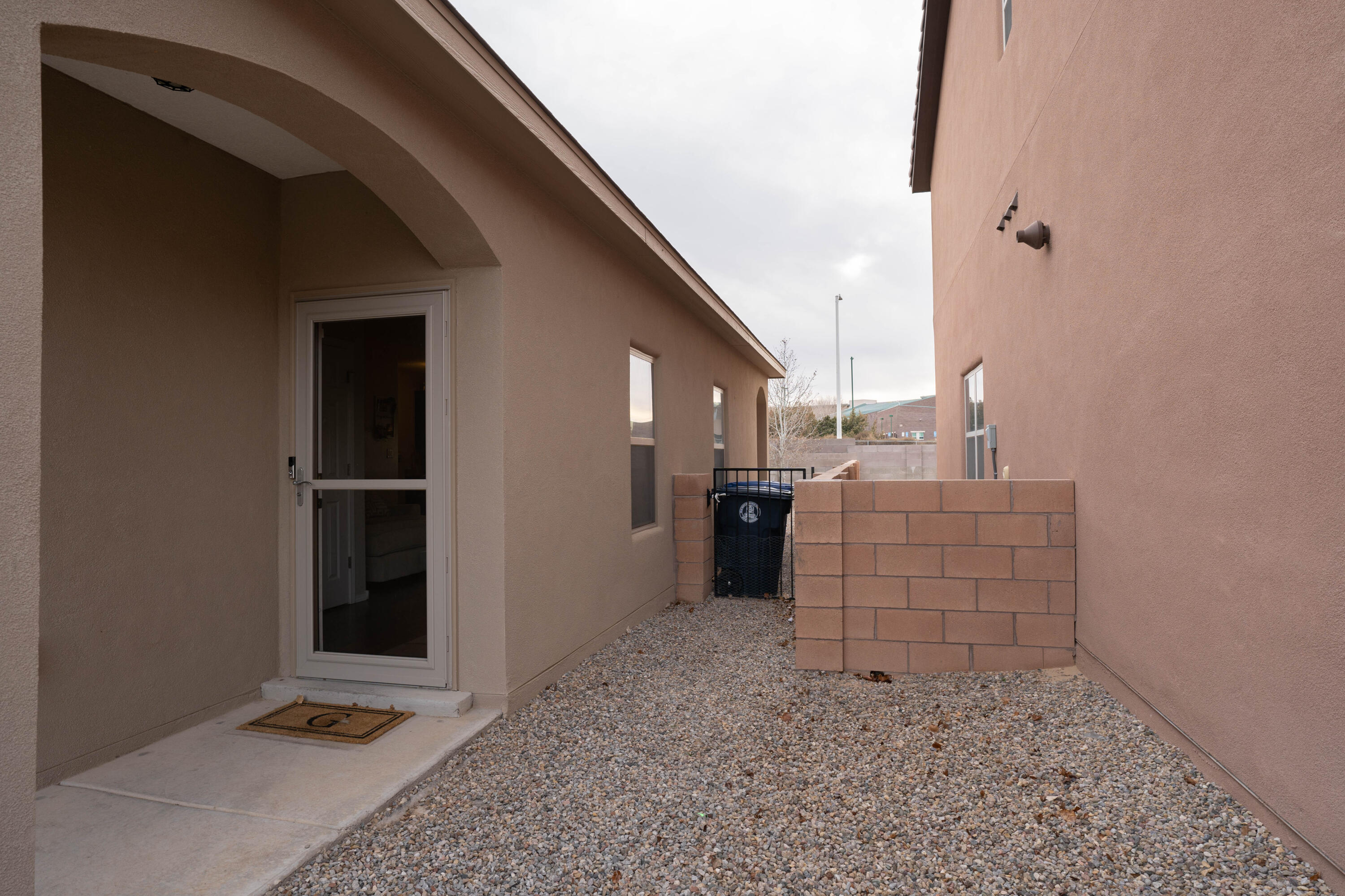 9709 SAMIA Street SW